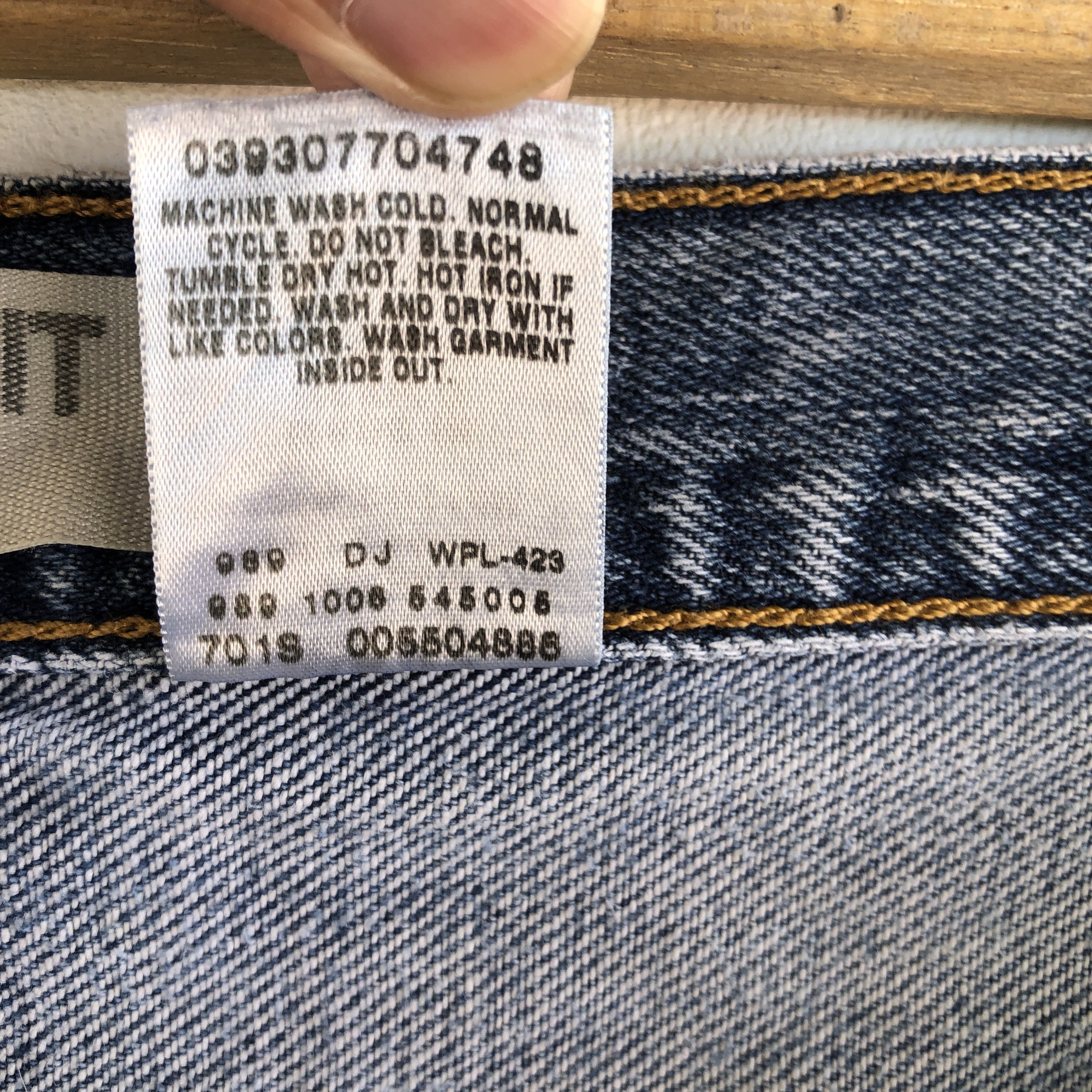 Levi's Vintage Distressed Levis 550 Jeans Levi's Light Wash Denim Size 28" / US 6 / IT 42 - 9 Thumbnail