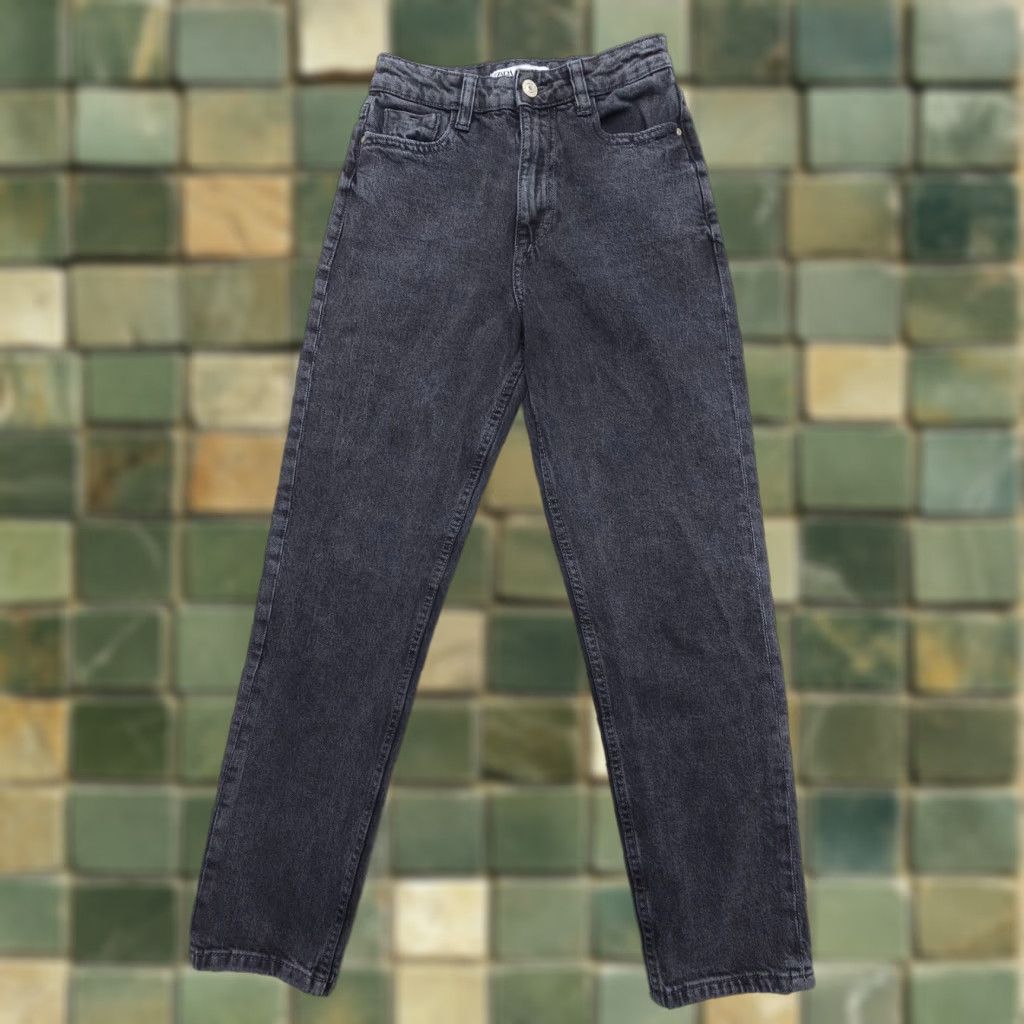 Zara Zara High Rise Mom Jeans Size 2 Black Denim Dark Wash Inseam 27" Regular 5-Pocket Logo Button Women Jeans Size 26" / US 2 / IT 38 - 1 Thumbnail