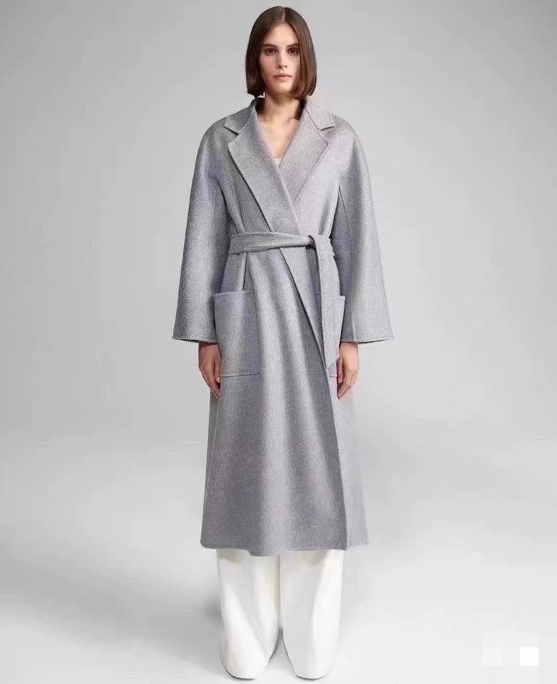 Max Mara Grey 100% cashmere water ripple