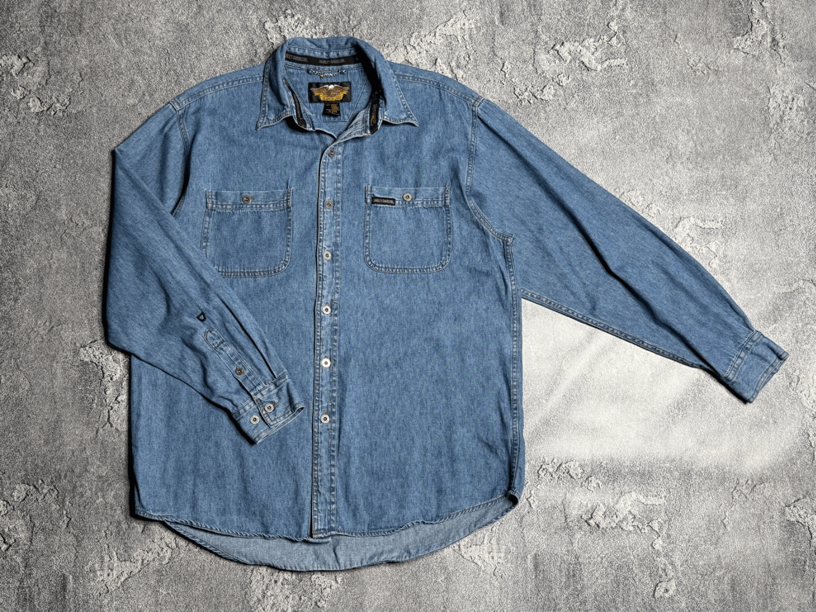 Harley Davidson vintage Harley Davidson denim shirt L Size US L / EU 52-54 / 3 - 1 Thumbnail
