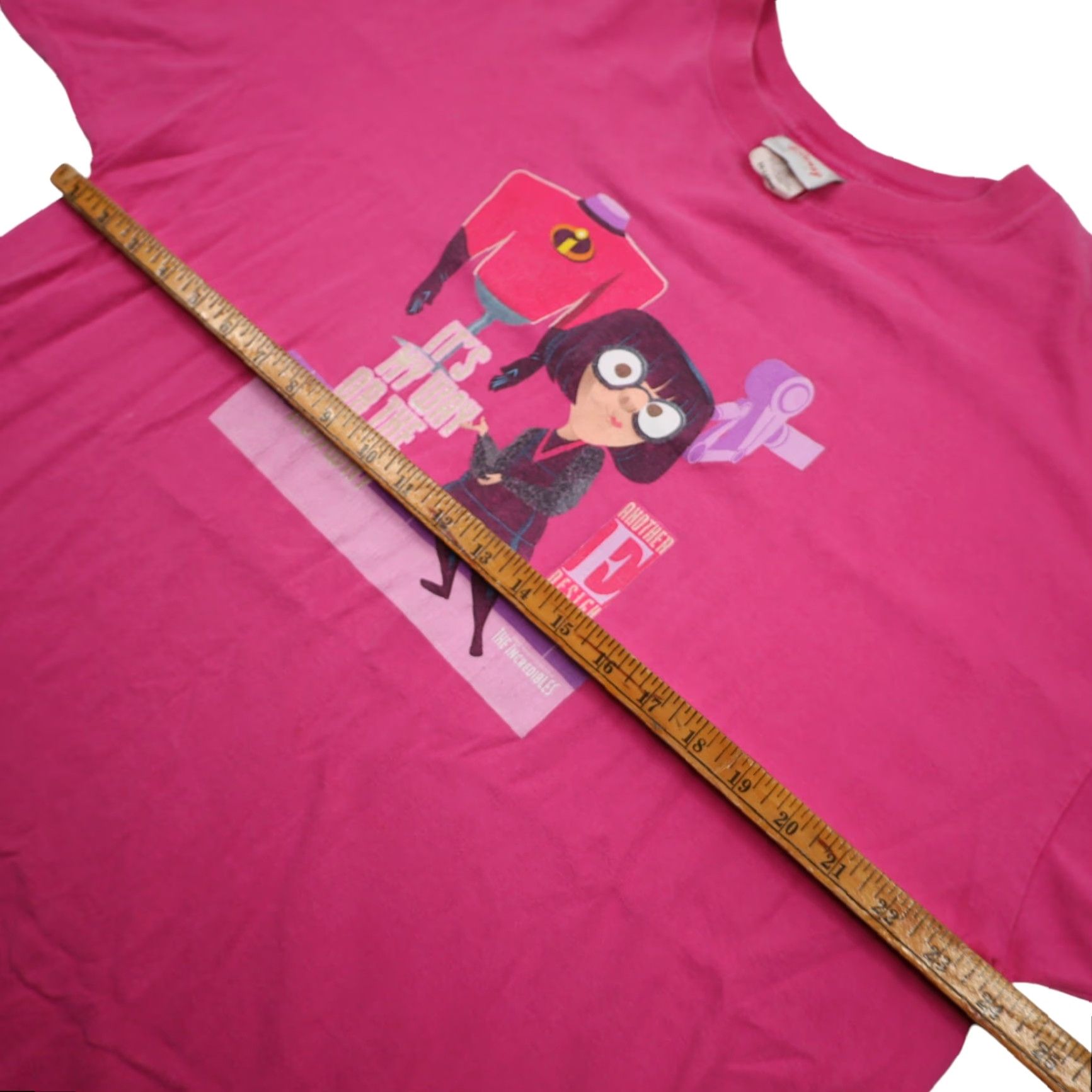 Disney VINTAGE Disney The Incredibles Edna Mode Graphic T Shirt Pink XXL Mens Size US XXL / EU 58 / 5 - 6 Thumbnail