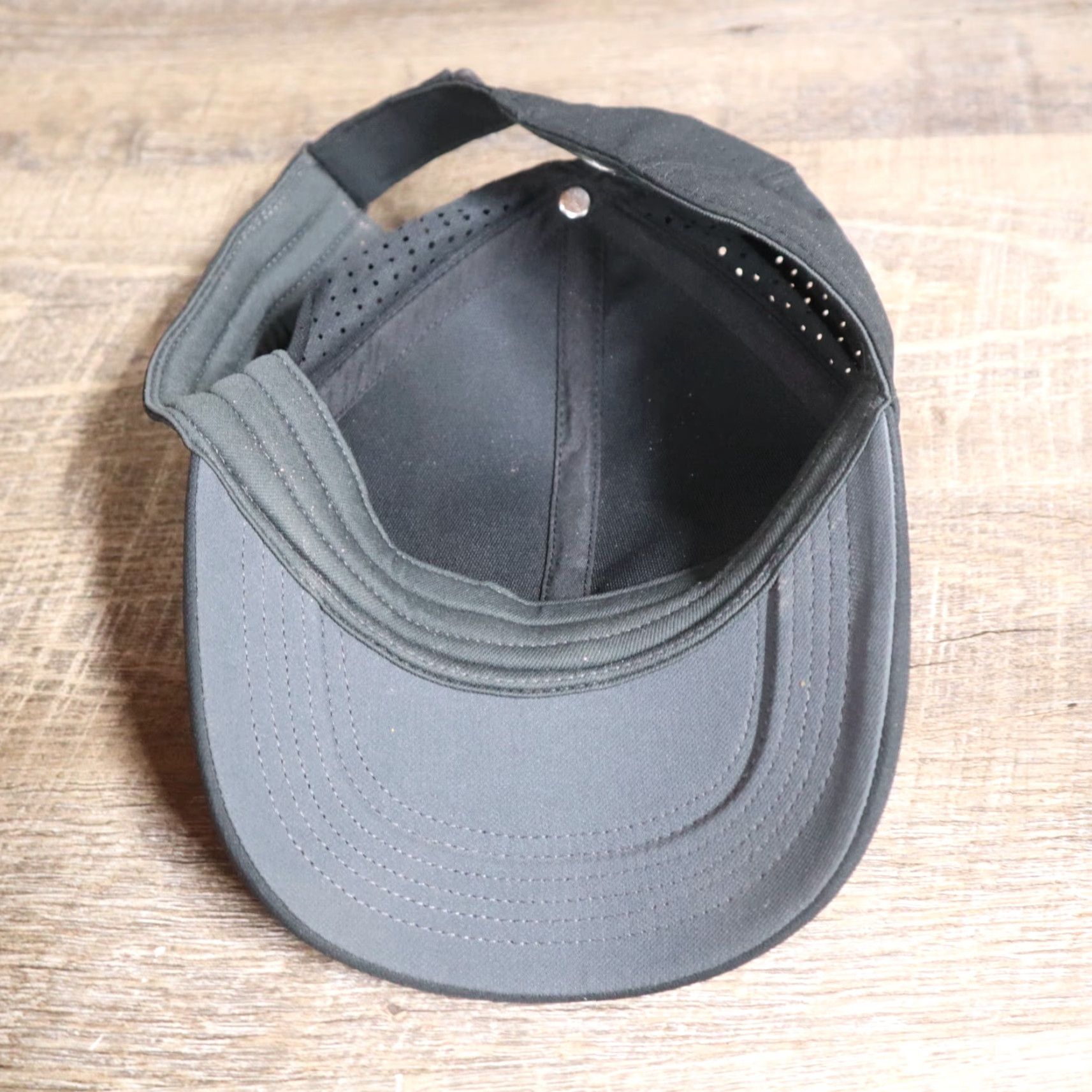 Nike Nike Hat Cap One Size Black Lightweight Baseball Mens Adjustable Swoosh Golf Running Cap Size ONE SIZE - 6 Thumbnail