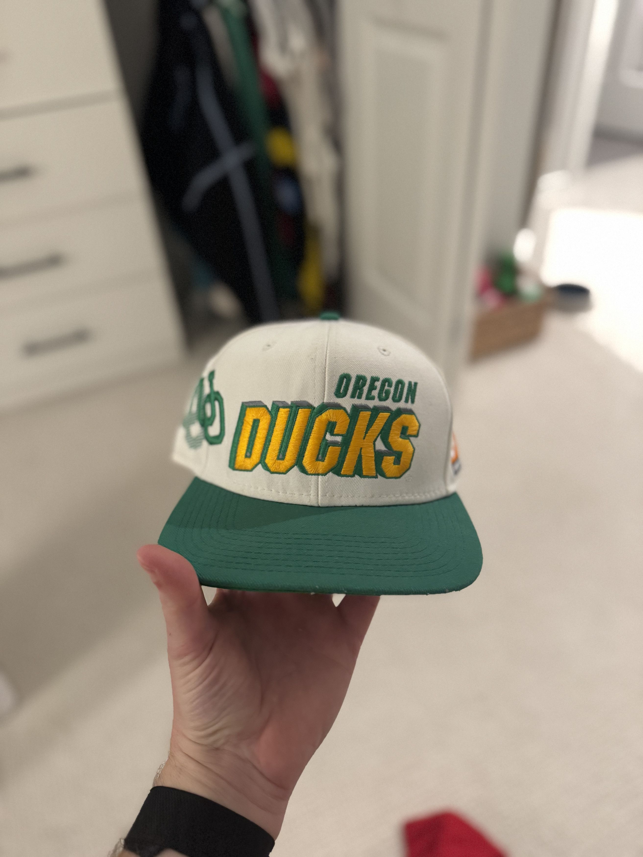 Nike *RARE & VINTAGE* Oregon Ducks Nike Snapback in White/Green Size ONE SIZE - 1 Thumbnail