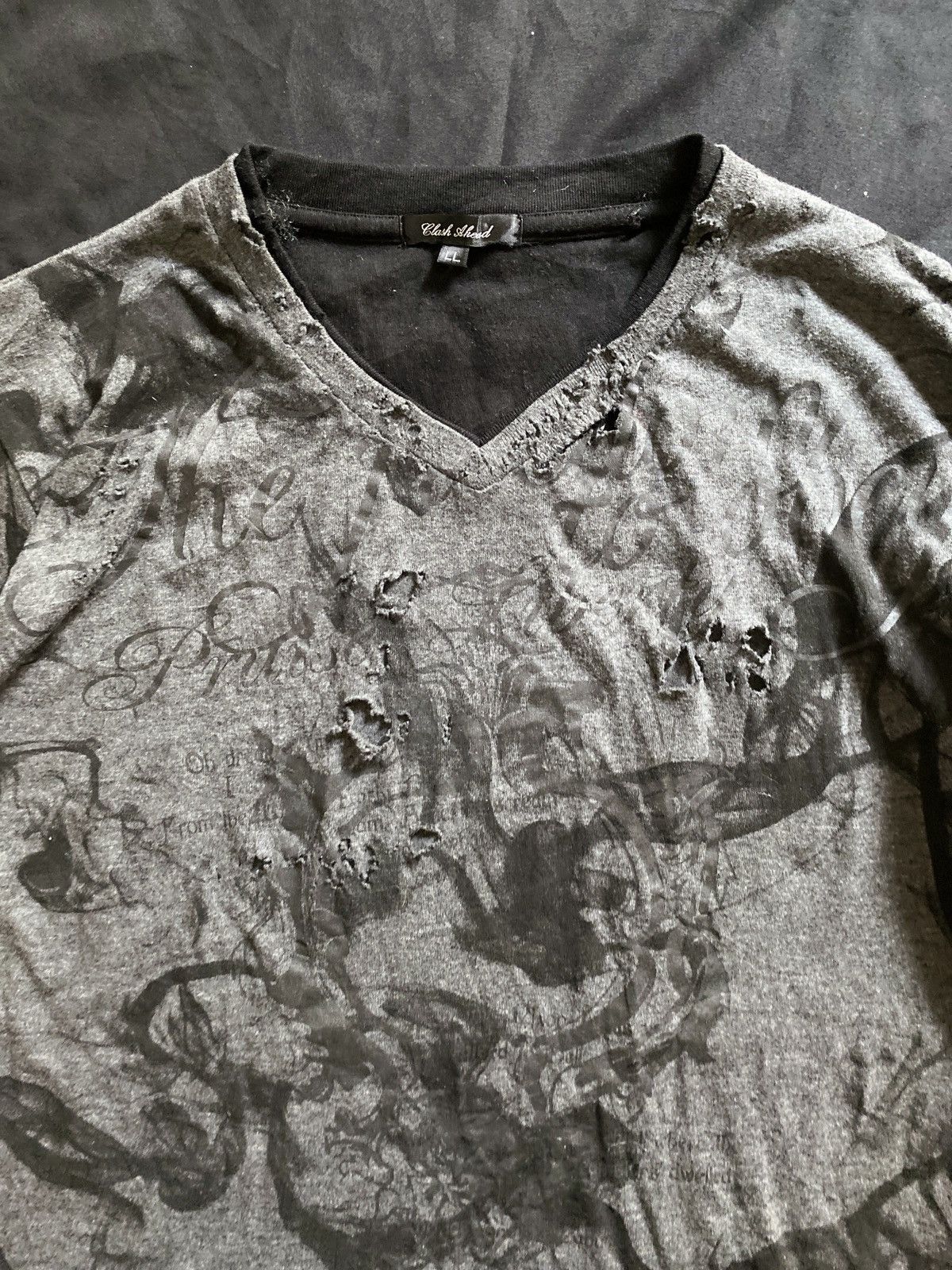 Yohji Yamamoto Clash Ahead Distressed Poem Abstrak ERD Tshirt Size US L / EU 52-54 / 3 - 3 Thumbnail