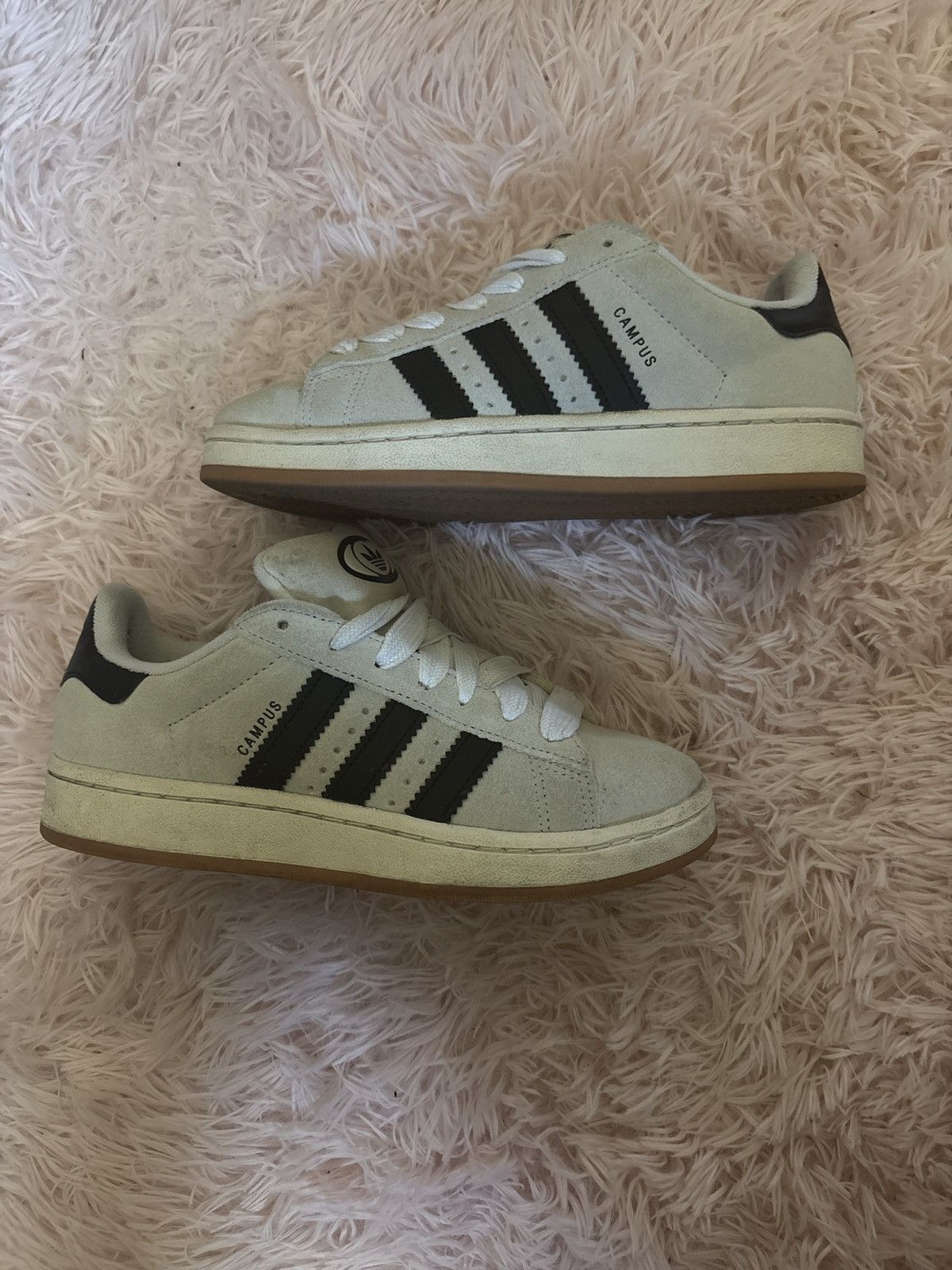 Adidas Adidas campus 00 cream white and navy blue Size US 7.5 / EU 40-41 - 1 Thumbnail
