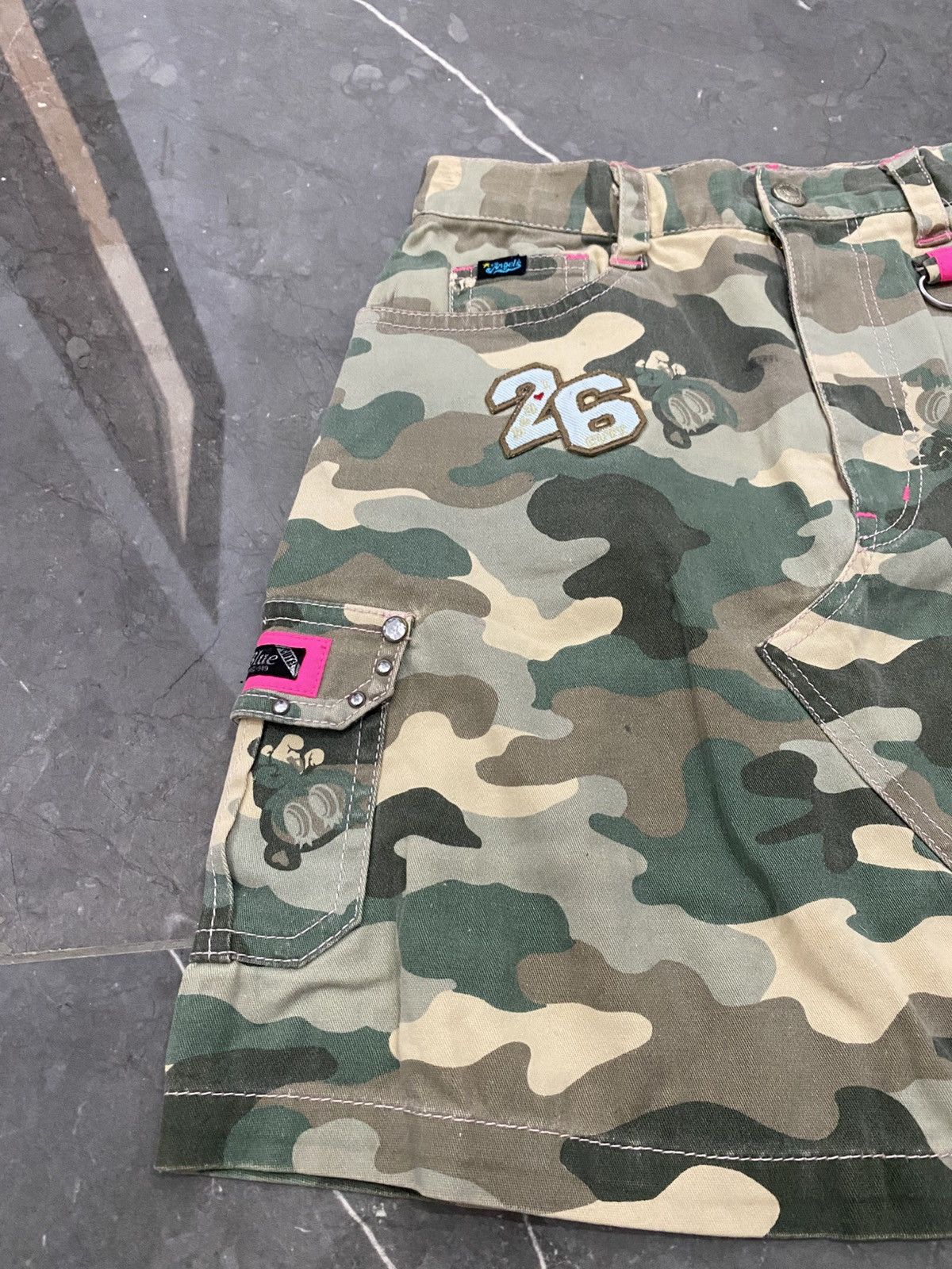 Angel Blue × Hysteric Glamour × Japanese Brand Angle Blue Logo Camo Mini Skirt Size 24" / US 00 / IT 34 - 3 Thumbnail
