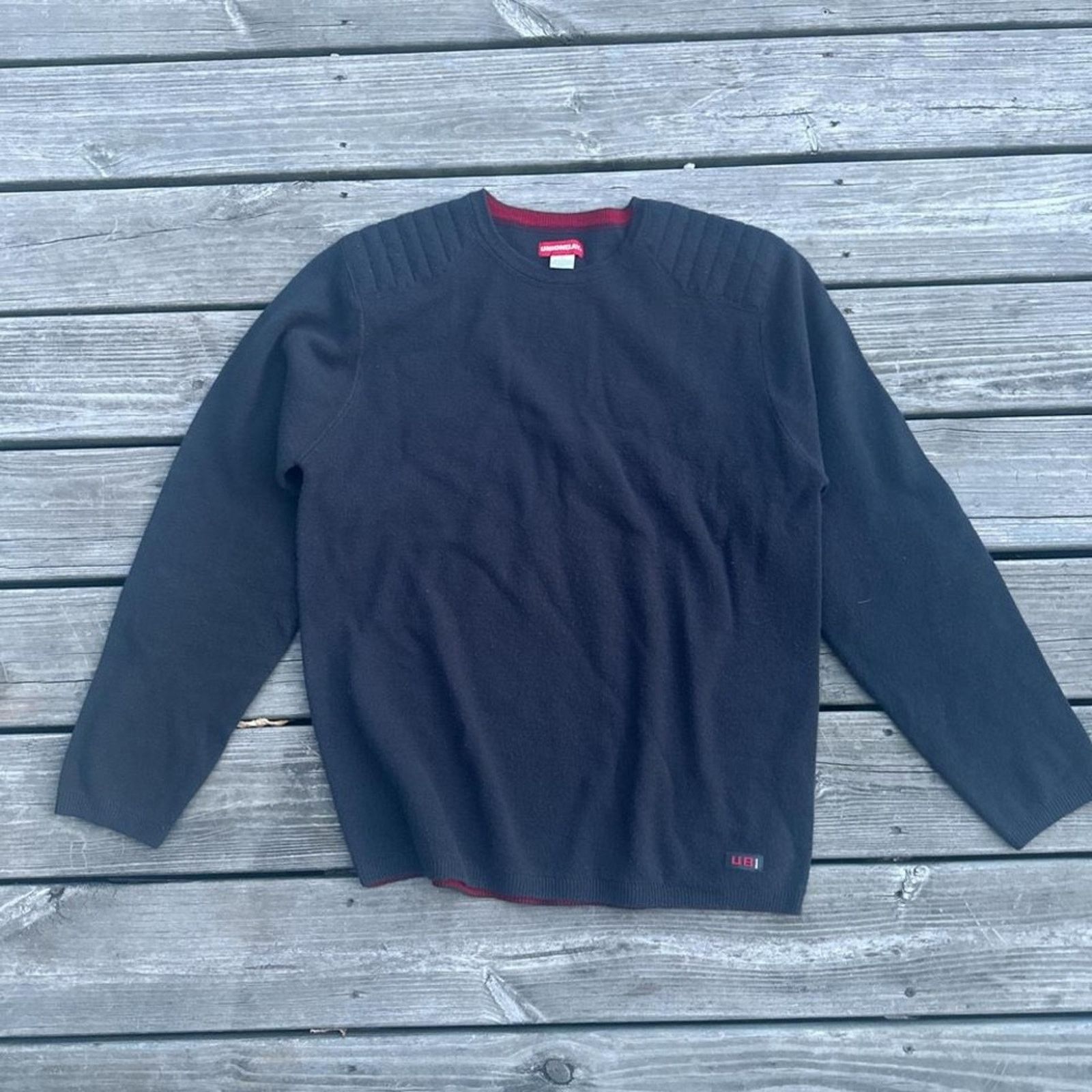 UNIONBAY Vintage Union Bay padded sweater with red‎ accents Size US L / EU 52-54 / 3 - 1 Thumbnail