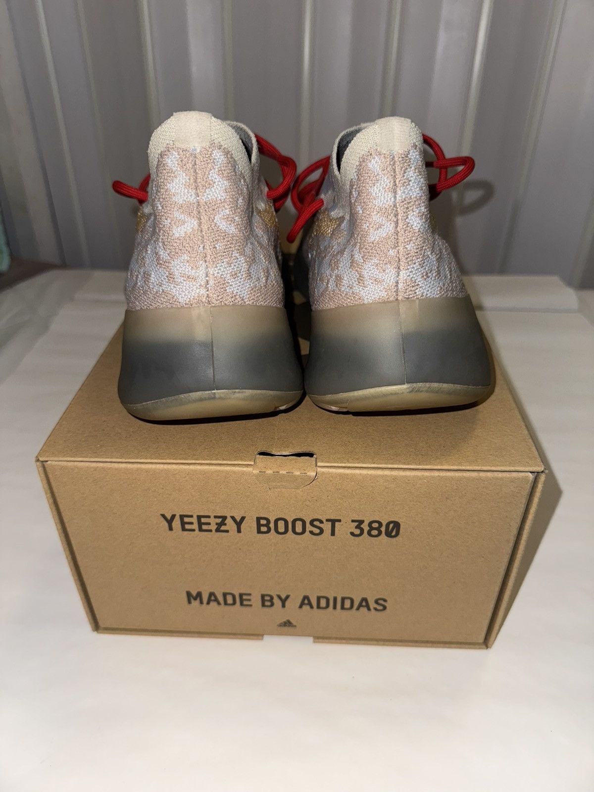 Adidas Adidas Yeezy 380 Pepper Sz. 9 (2020) Size US 9 / EU 42 - 3 Thumbnail