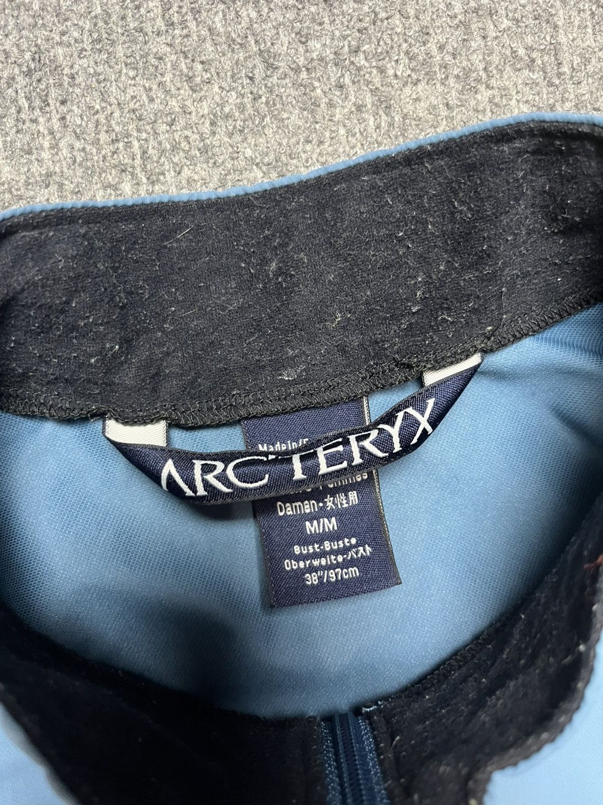 Arc'teryx Arcteryx light jacket Size M / US 6-8 / IT 42-44 - 8 Thumbnail