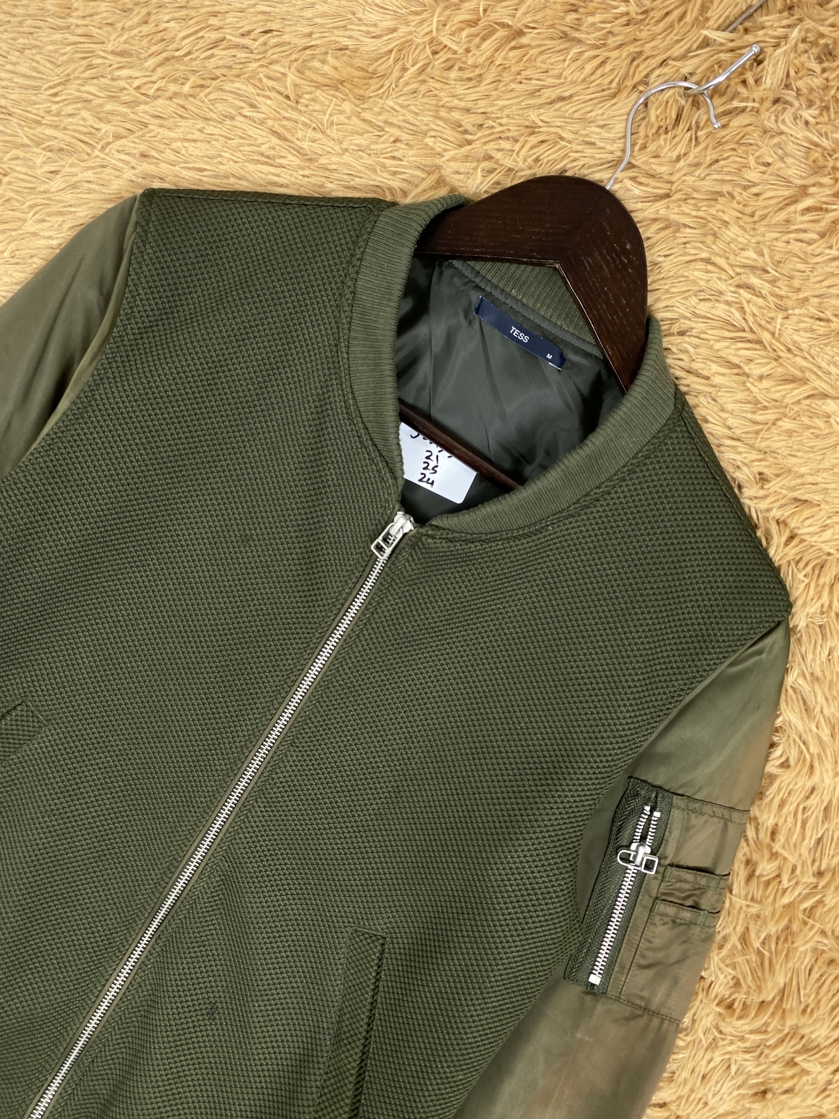Japanese Brand Vintage Tess Japanese Brand Bombers Jacket PJ2455 Size US S / EU 44-46 / 1 - 2 Thumbnail