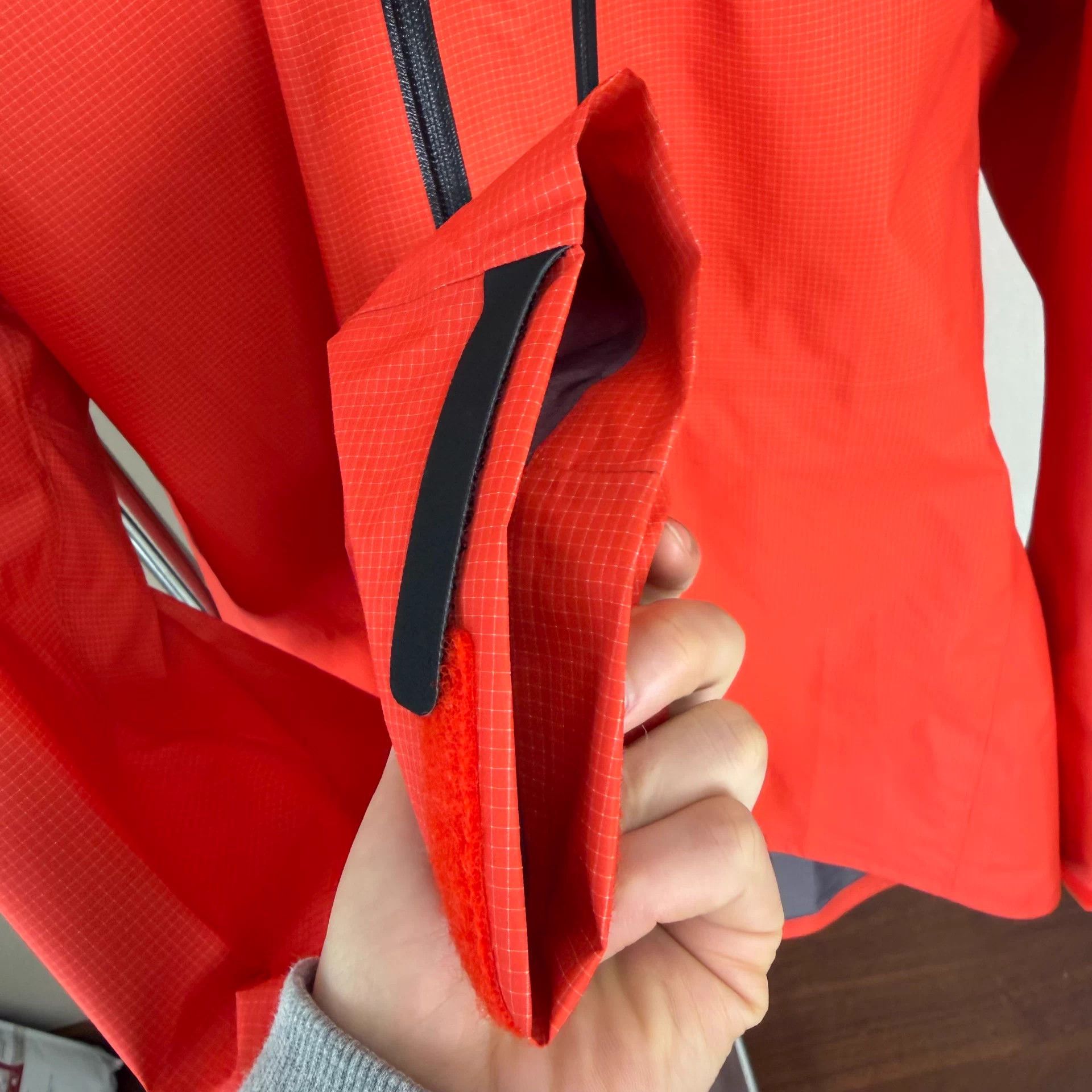 Arc'teryx Arcteryx Alpha SL Anorak Men's Dynasty Red XL Size US XL / EU 56 / 4 - 5 Thumbnail