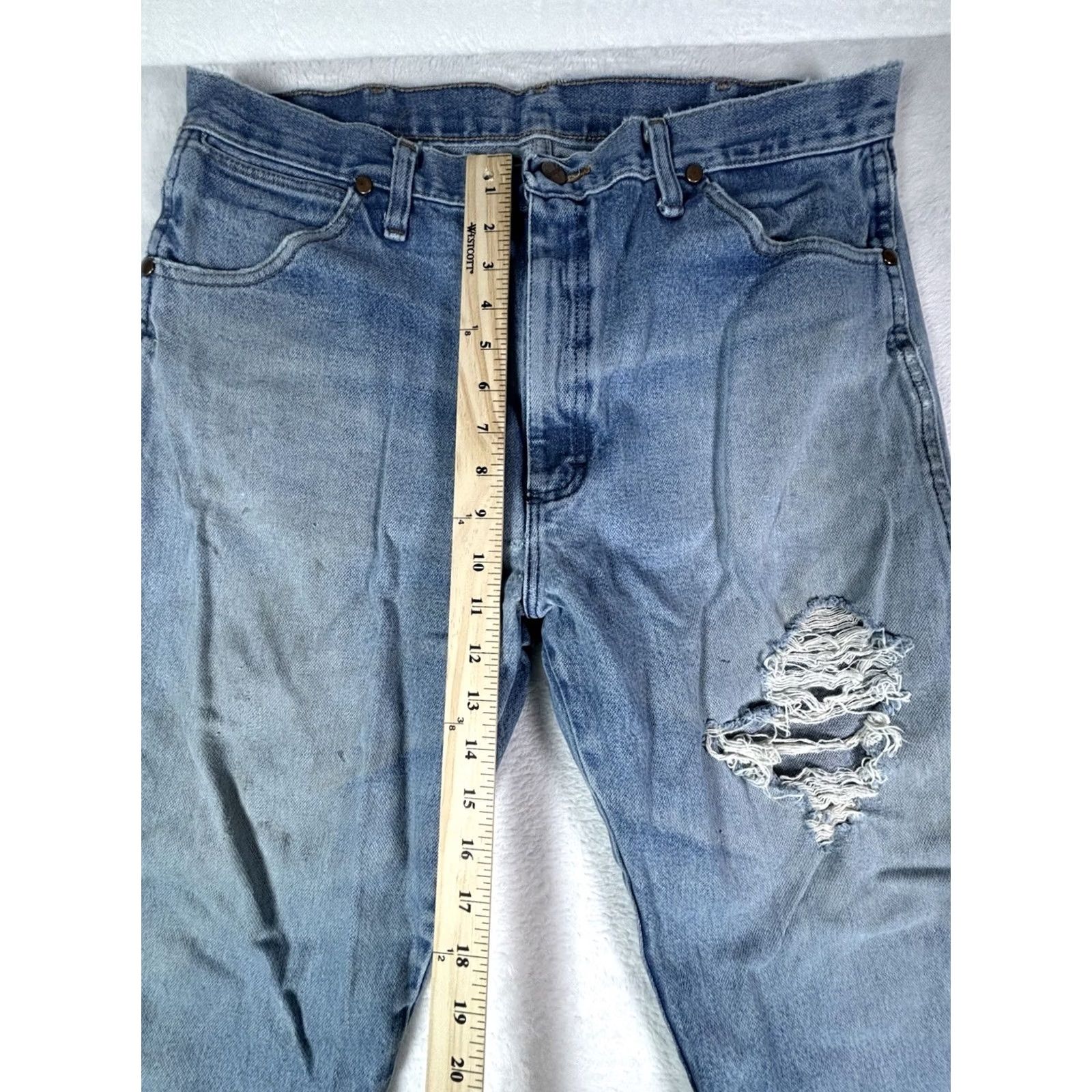 Wrangler Wrangler Jeans 36x34 13MWZ Light Wash Blue Denim 5-Pocket Regular Fit Cowboy Straight Mens Size US 36 / EU 52 - 3 Thumbnail