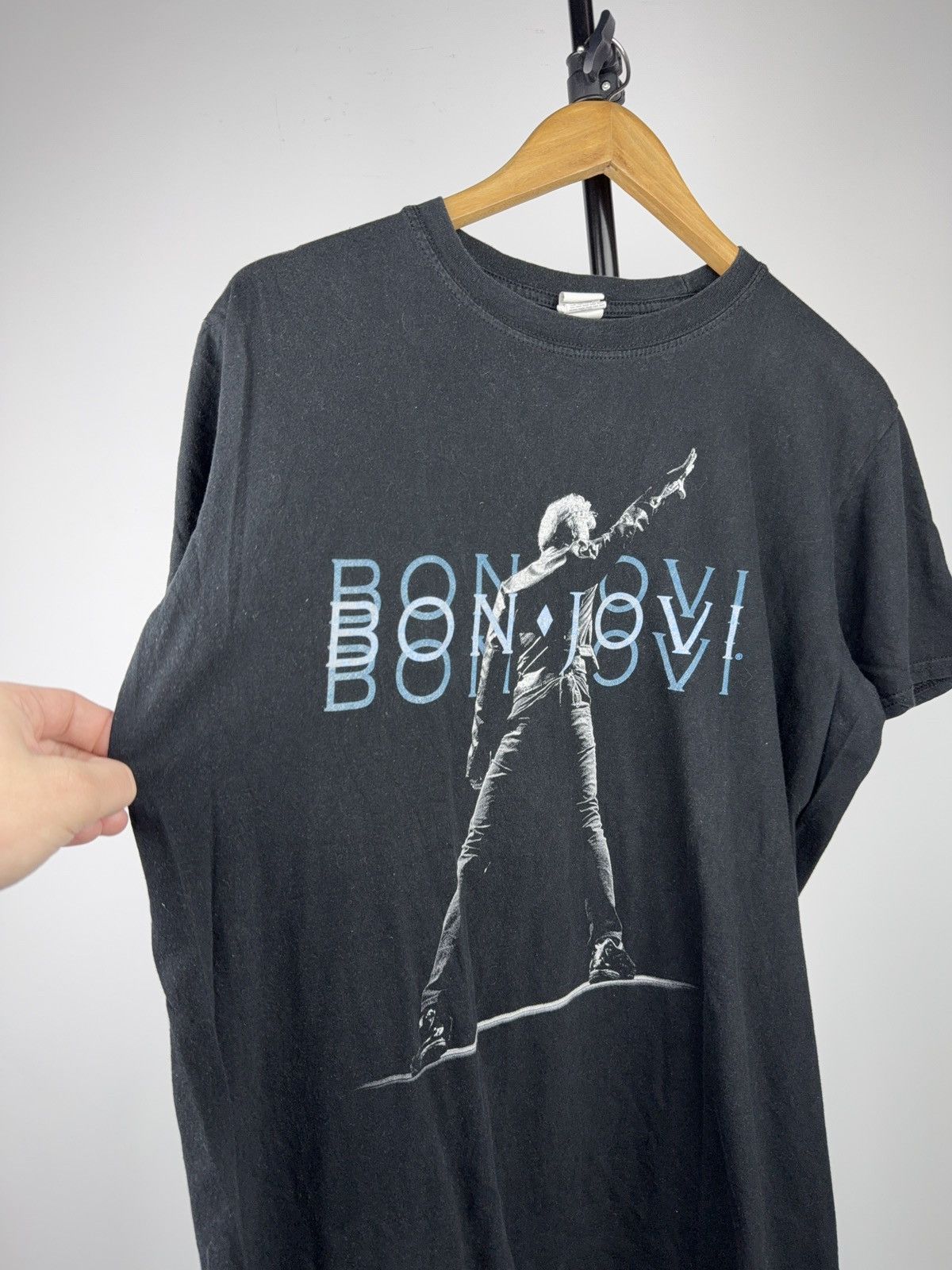 Bon Jovi Bon Jovi “This House Is Not For Sale” 2019 Tour T-Shirt Size US L / EU 52-54 / 3 - 6 Thumbnail