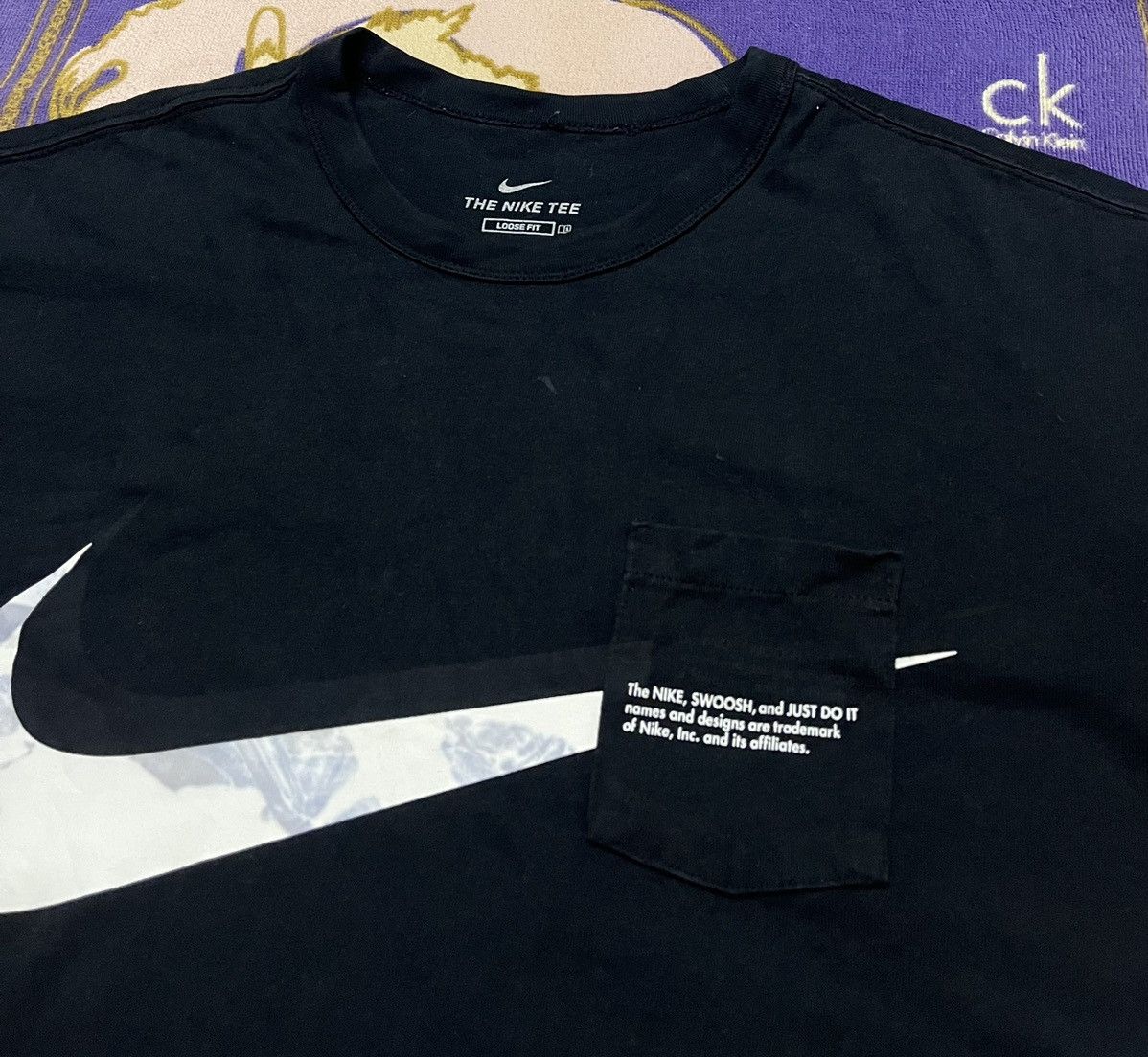 Nike NIKE Swoosh Streetwear Single Pocket Tee Size US XL / EU 56 / 4 - 4 Thumbnail