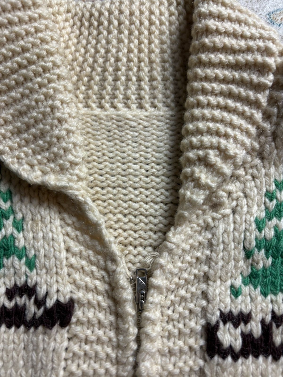 Vintage Vintage 70s Deer Zip-up Wool Cowichan Sweater Medium Size US M / EU 48-50 / 2 - 3 Thumbnail