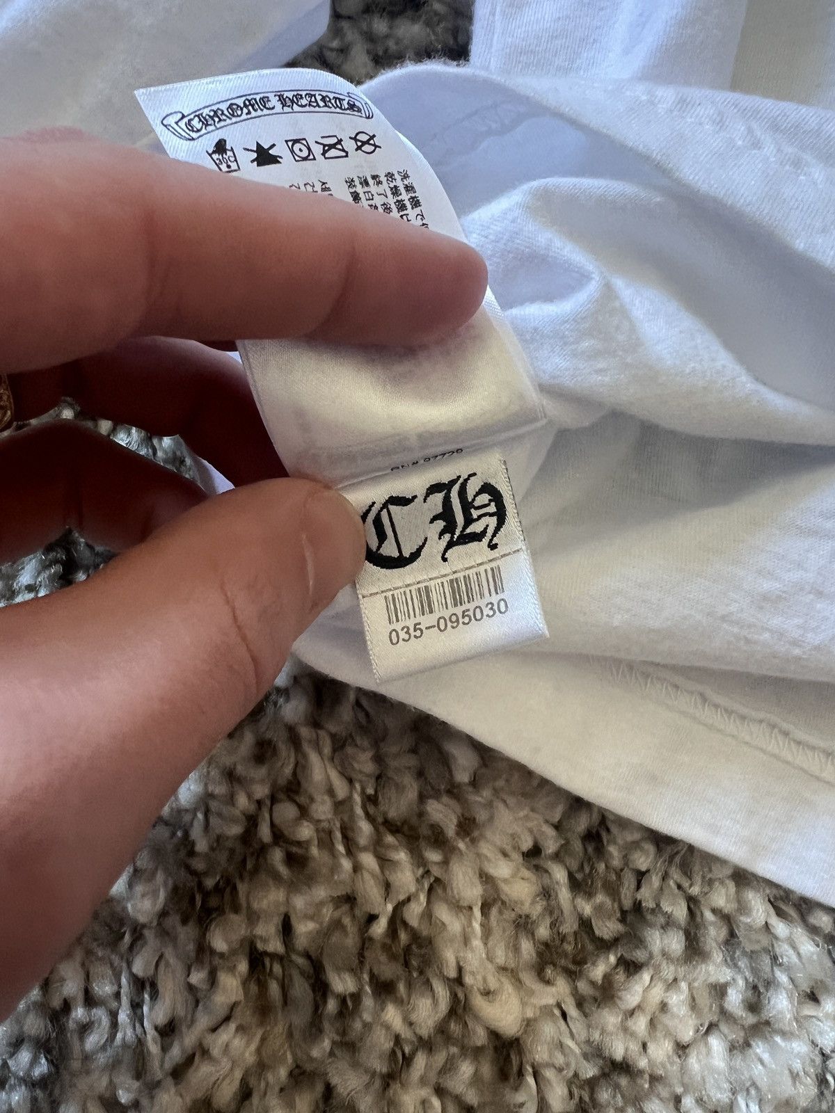 Chrome Hearts Chrome Hearts Neck Logo Longsleeve White Neon Size Large Size US L / EU 52-54 / 3 - 8 Thumbnail