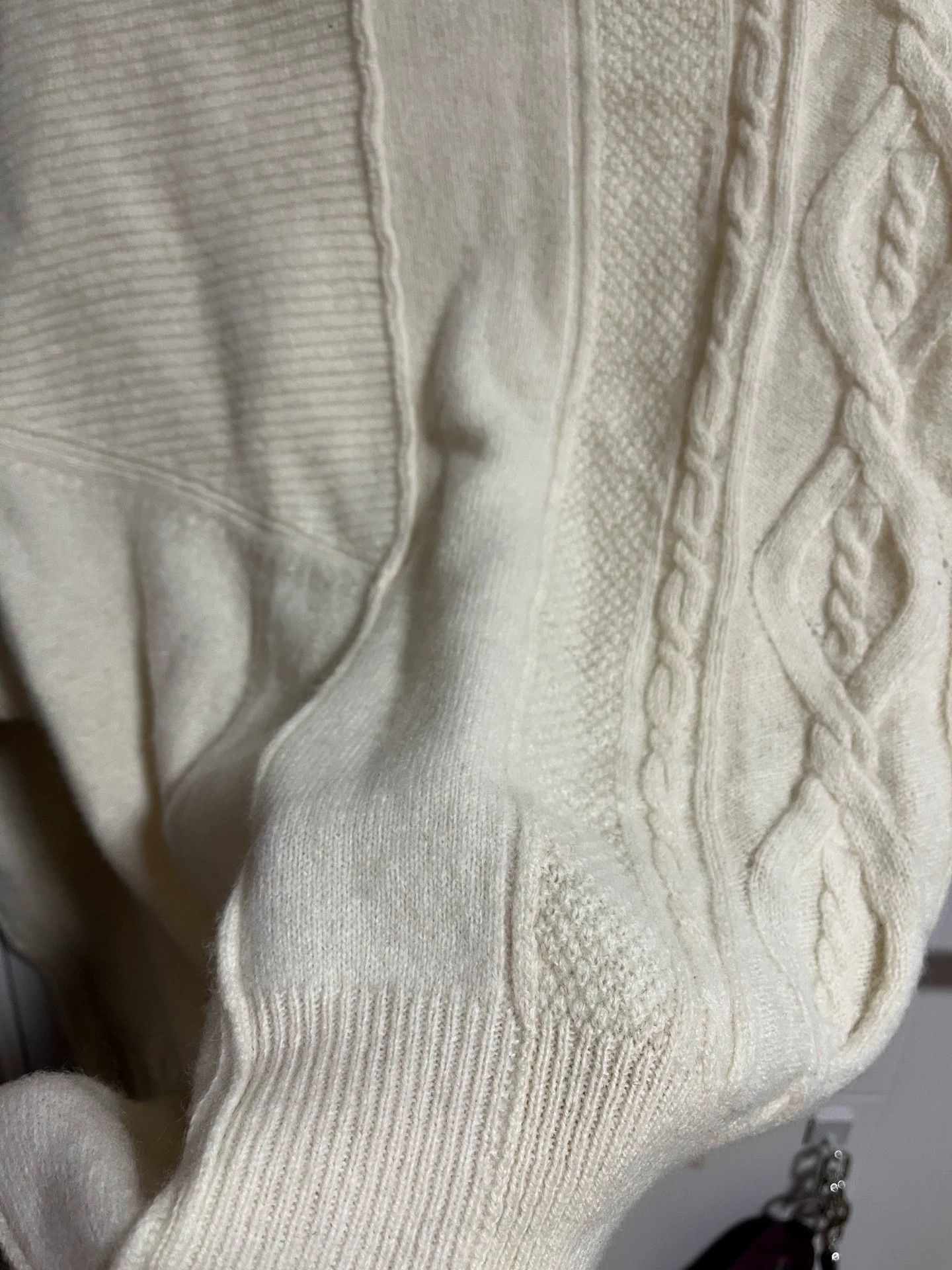 Yohji Yamamoto Yohji Yamamoto Off-White Turtleneck Sweater Size 2 Size XS / US 0-2 / IT 36-38 - 4 Thumbnail