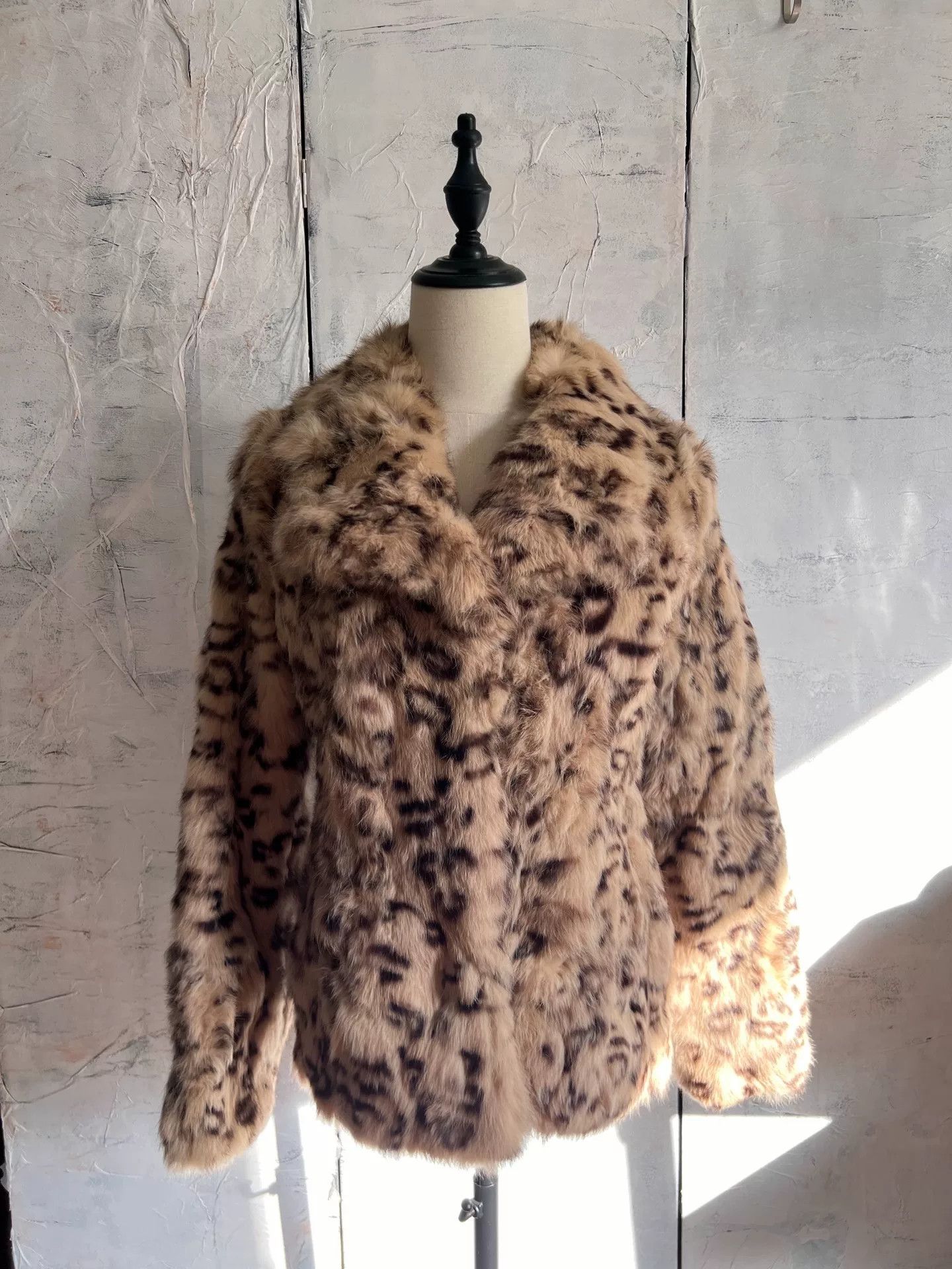 Vintage Vintage Leopard Rabbit Fur Coat Size M / US 6-8 / IT 42-44 - 1 Thumbnail
