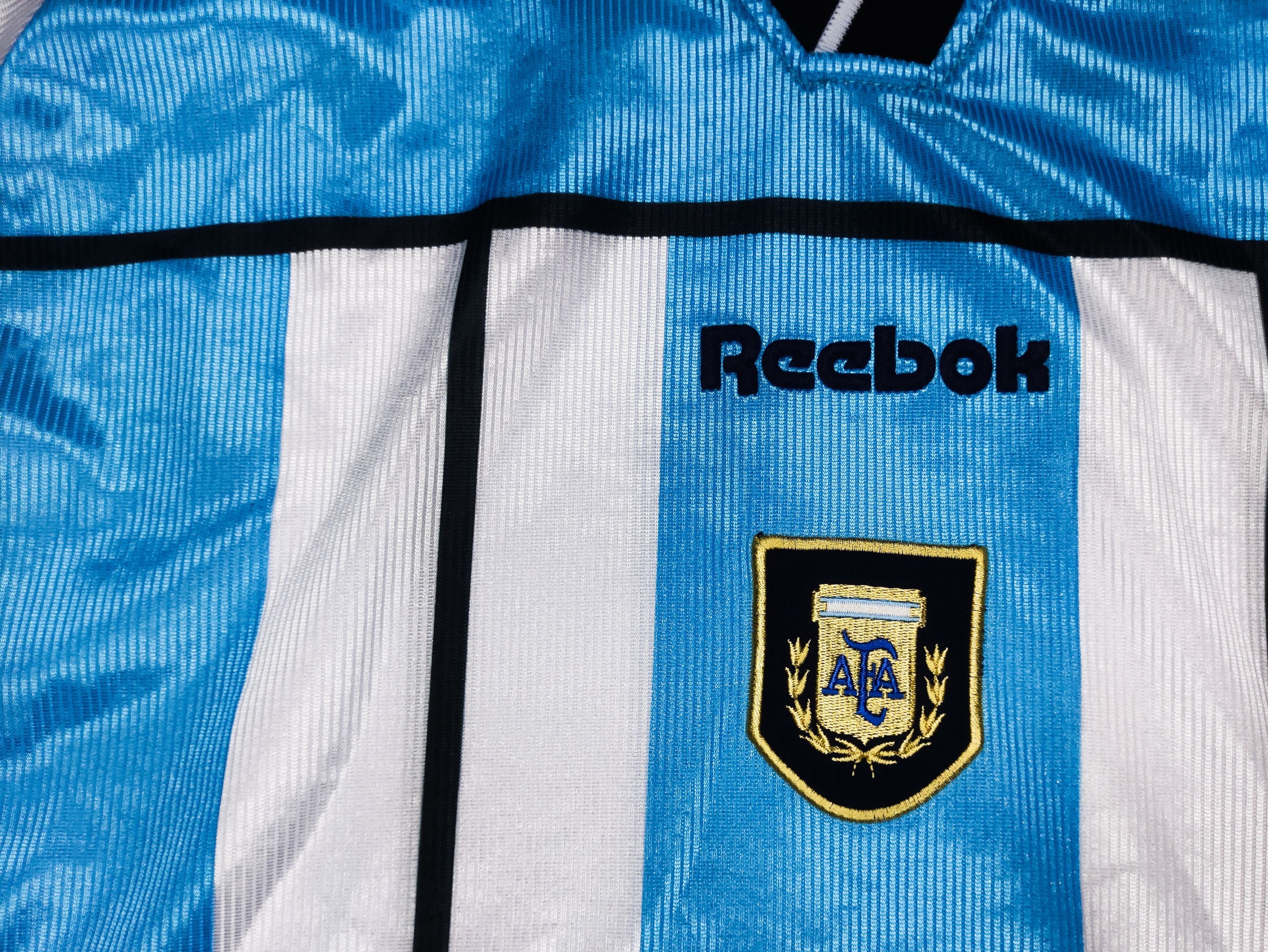 Reebok Argentina 2000 Reebok Home Shirt Kit Jersey Vintage Camiseta Size US M / EU 48-50 / 2 - 9 Thumbnail