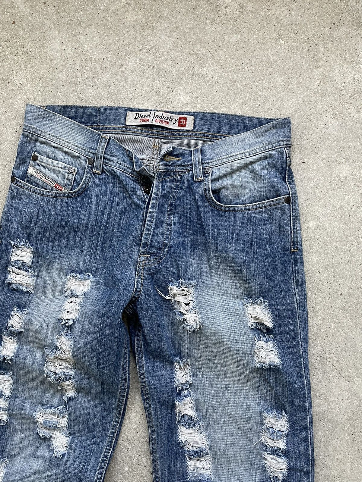 Diesel × Vintage Vintage Diesel distressed denim jeans stacked Size US 31 - 4 Thumbnail