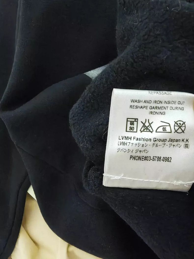 Givenchy Givenchy GVC Shark Hoodie 2506-Nextarrow Size US XS / EU 42 / 0 - 9 Thumbnail