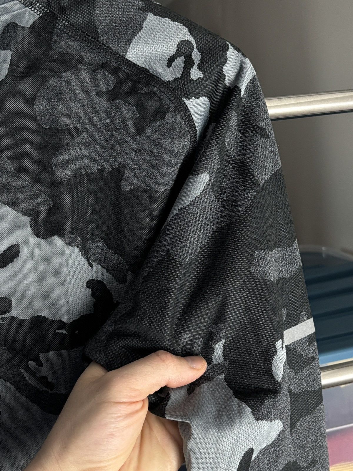 Nike Nike Running Dri-Fit Moro Camo Windbreaker Jacket Size US M / EU 48-50 / 2 - 9 Thumbnail