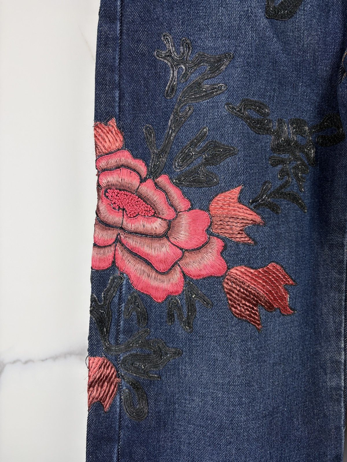 Gucci AW99 Gucci Tom Ford Runway Floral Embroidered Denim Jeans Size US 30 / EU 46 - 8 Thumbnail
