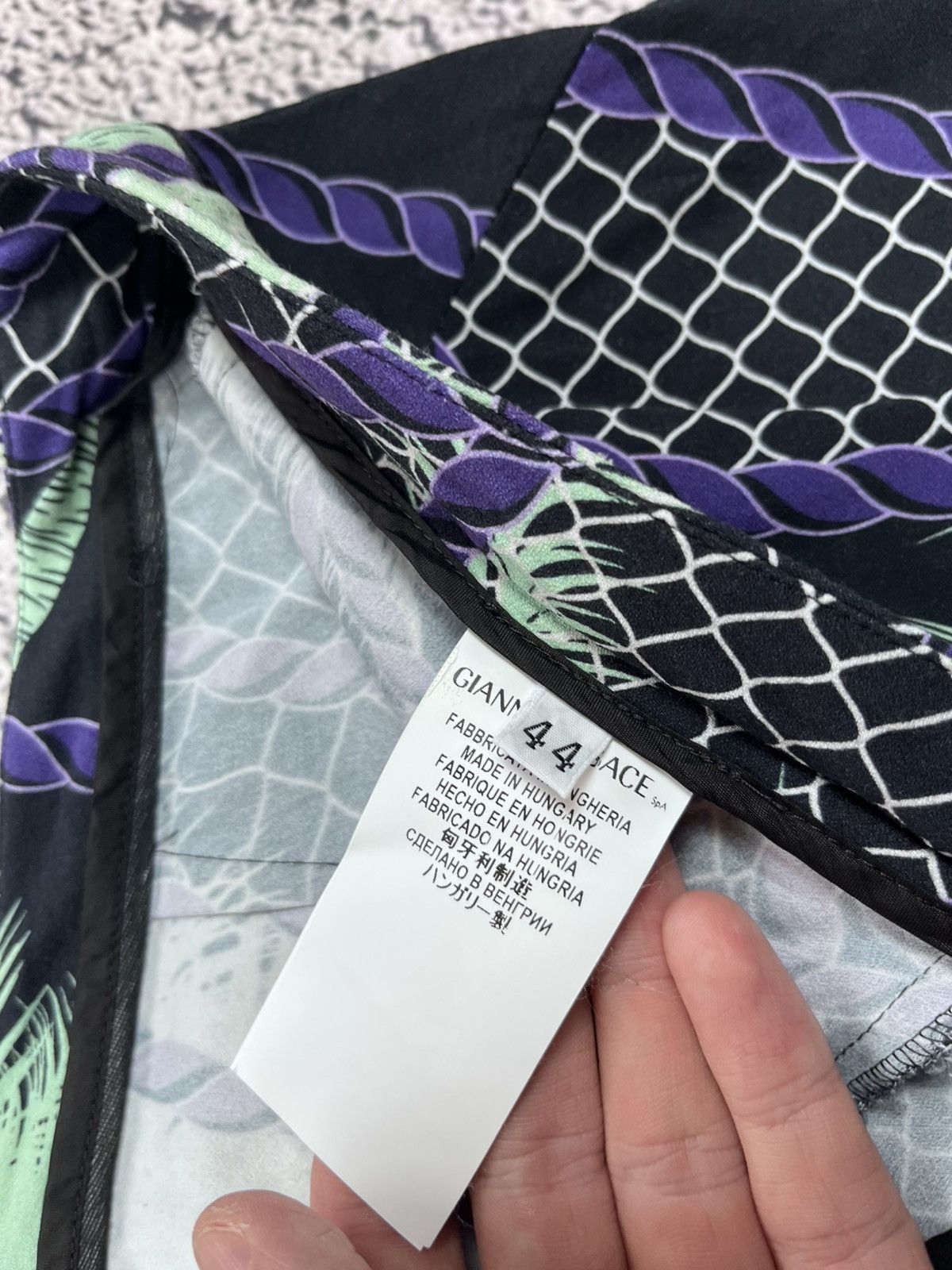 Versace Vintage Versace Tropical Printed Art Viscose Pants Size 30" / US 8 / IT 44 - 9 Thumbnail