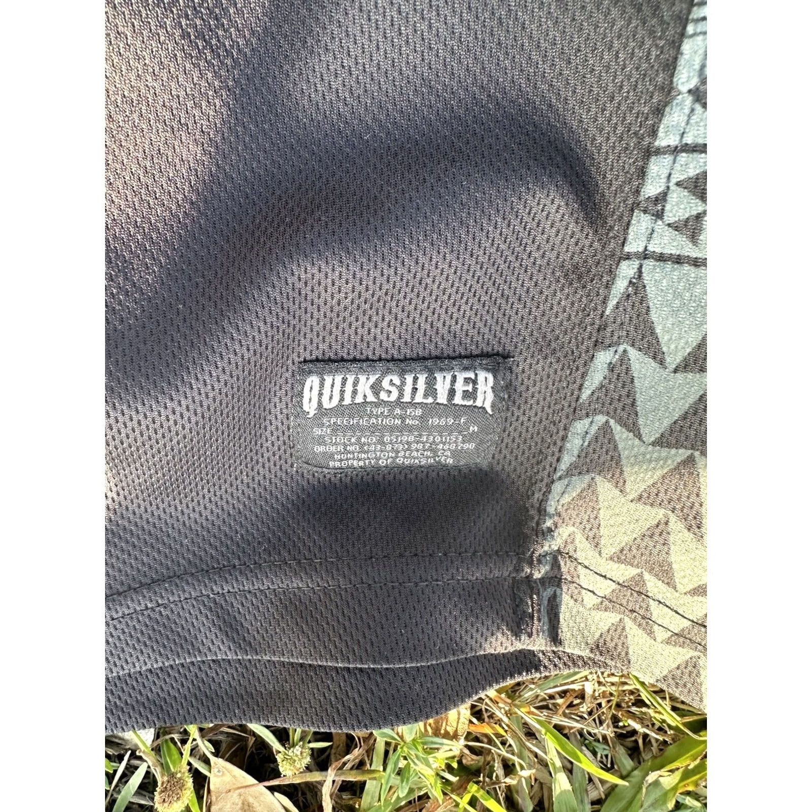 Quiksilver VTG Quiksilver x Eddie Aikau Basketball Jersey Tank Top Sleeveless Men Small Black 90s Y2K Surf Skate Pullover V-Neck Graphic Print Size US S / EU 44-46 / 1 - 6 Thumbnail