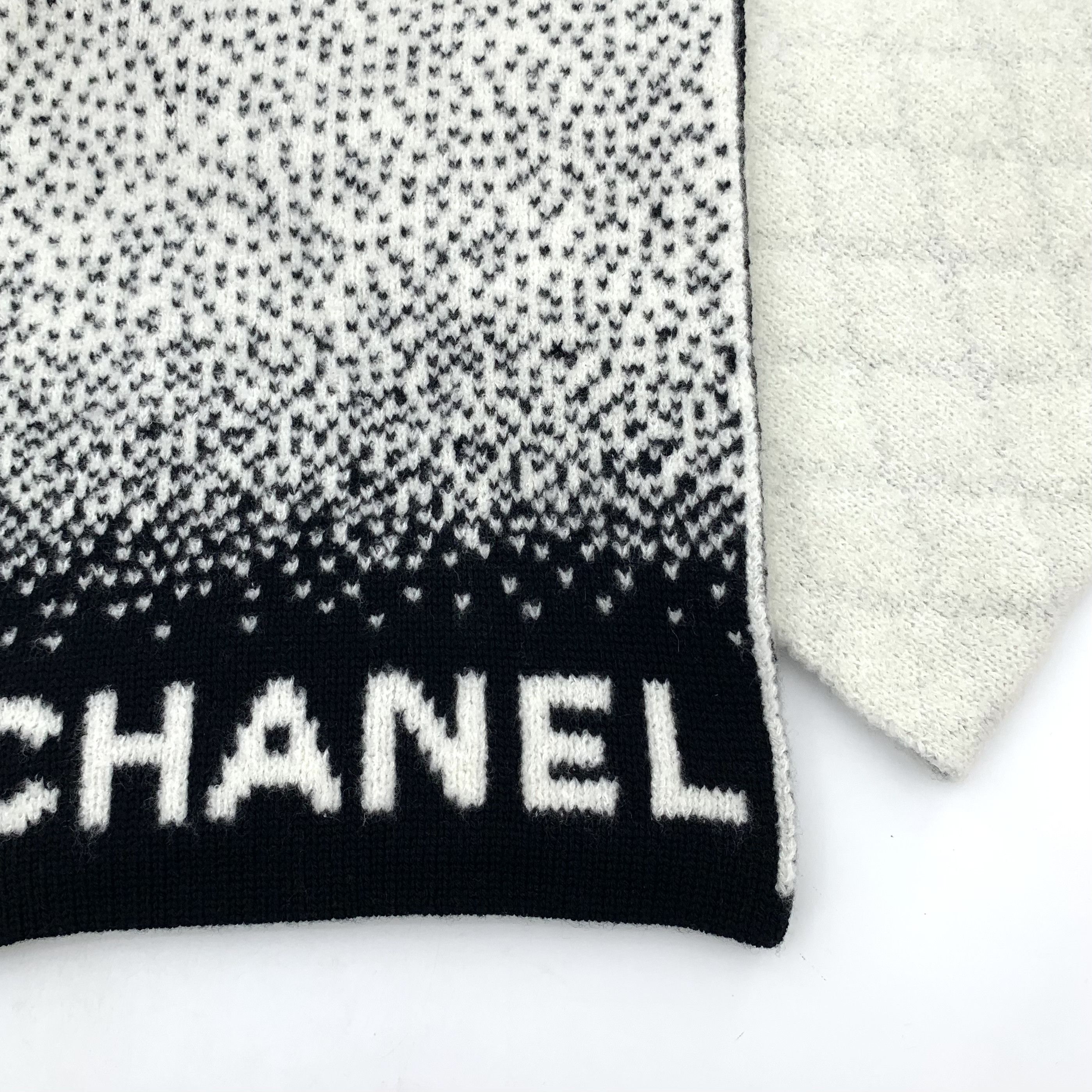 Chanel Chanel Logo Intarsia Cashmere Scarf 185.2×30.7cm Size ONE SIZE - 5 Thumbnail
