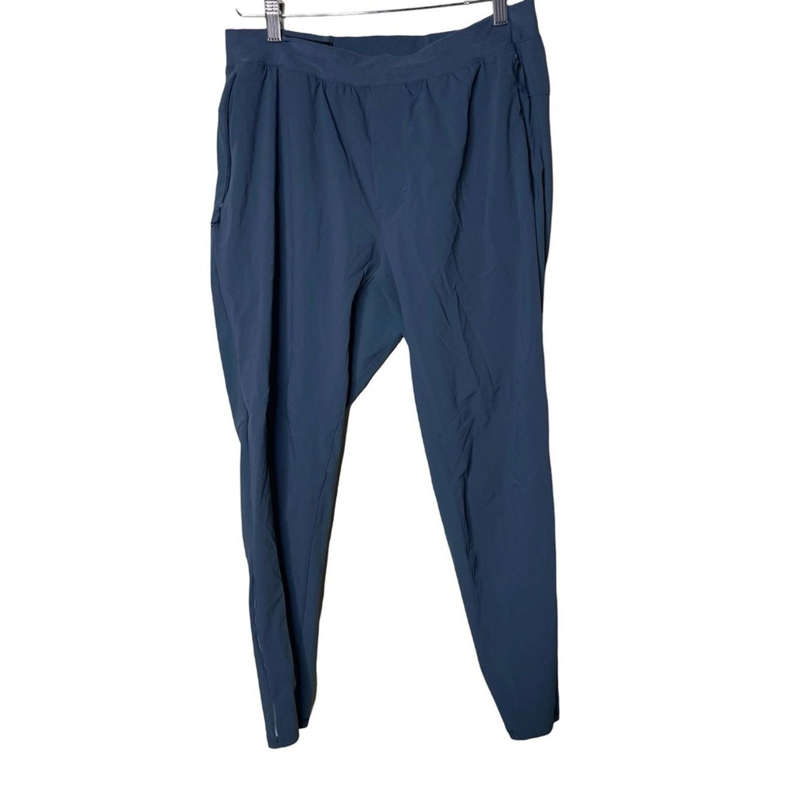 Lululemon Lululemon Men Surge Jogger Pants in Mach Blue sz S Size US 30 / EU 46 - 1 Thumbnail