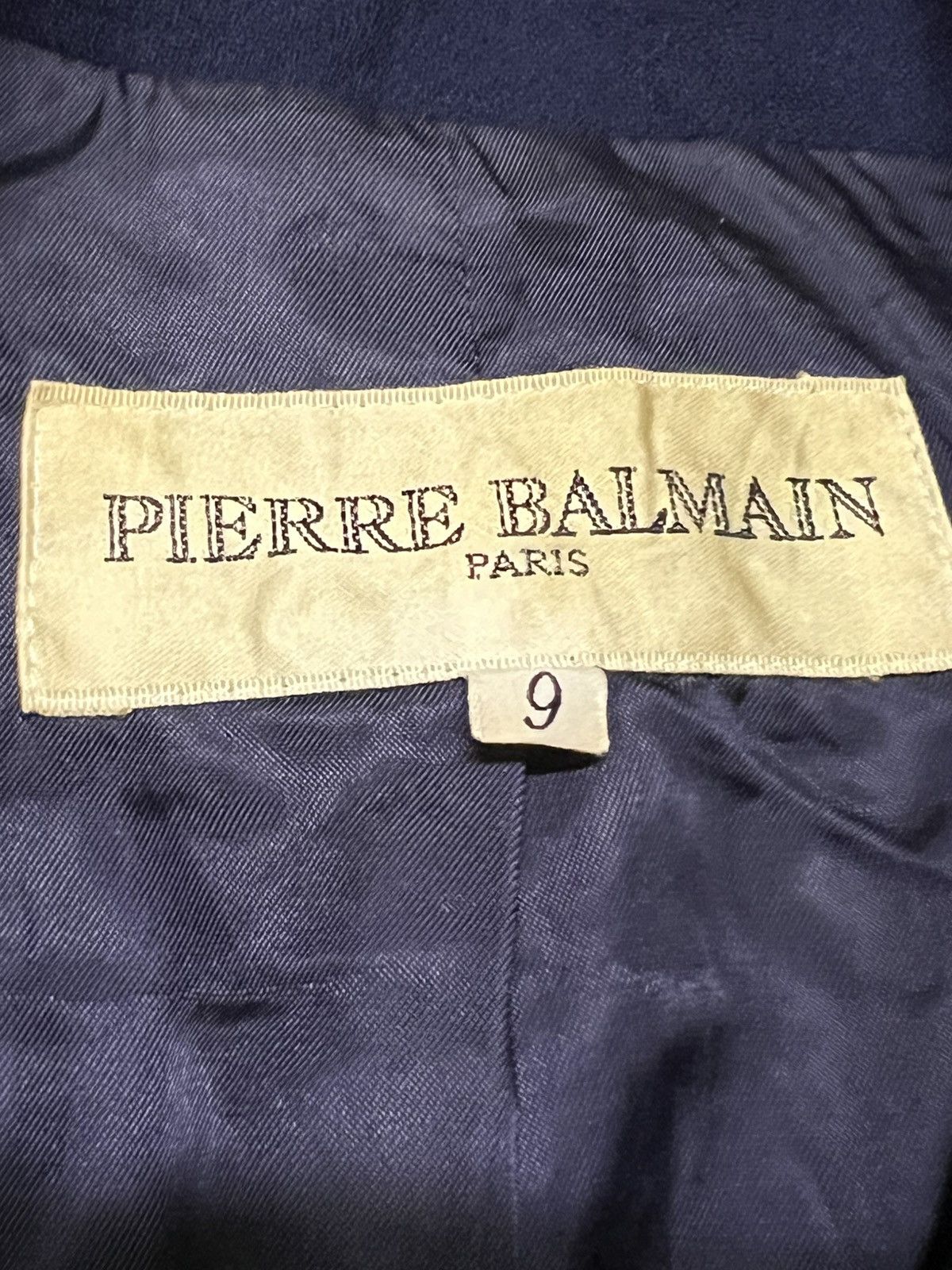 Pierre Balmain Pierre Balmain blazer jacket large gold-tone buttons. Size M / US 6-8 / IT 42-44 - 5 Thumbnail