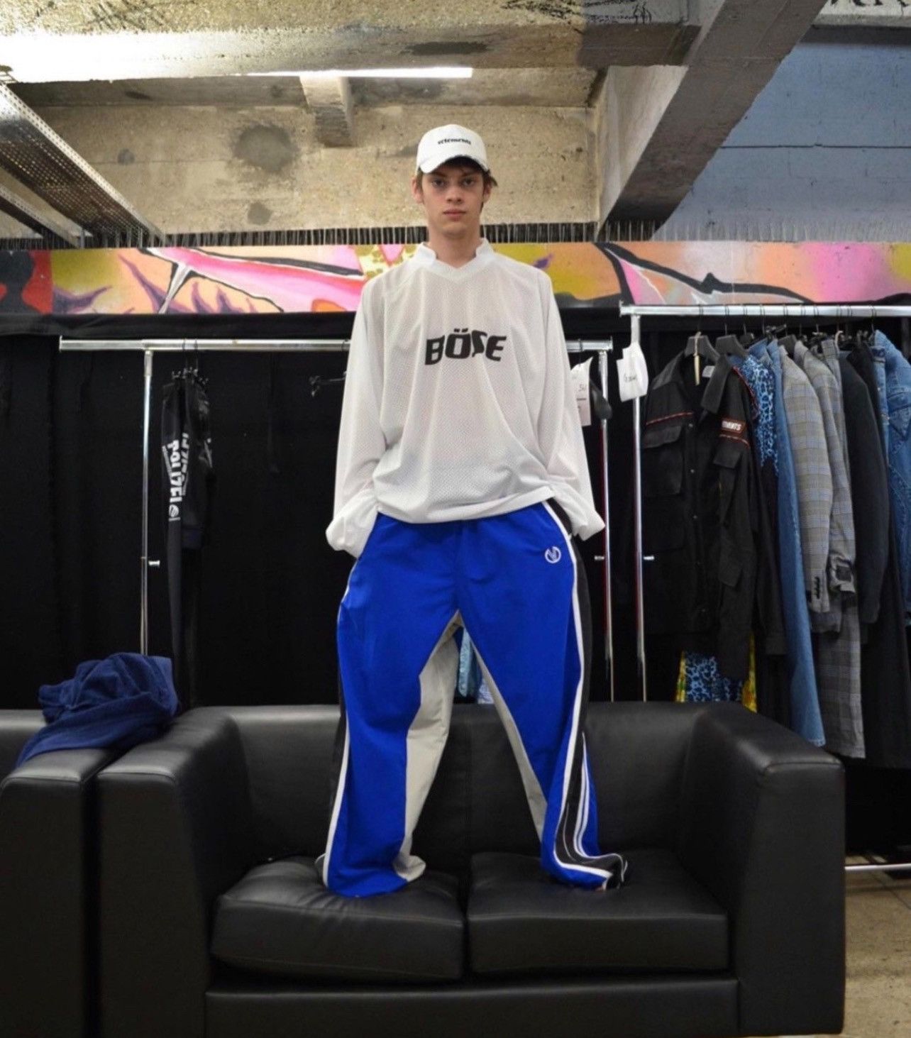 Vetements Vetements 20SS Blue Stripe Pants Size US 30 / EU 46 - 10 Thumbnail