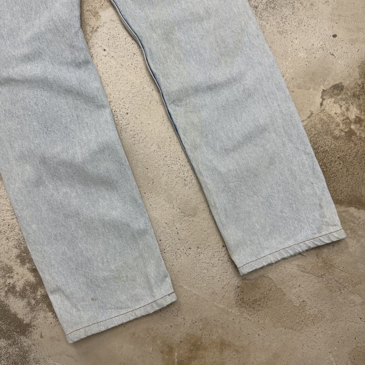 Levi's Vintage 90s Levis 501 Buttonfly Distressed Marks Denim Pants Size US 27 - 10 Thumbnail