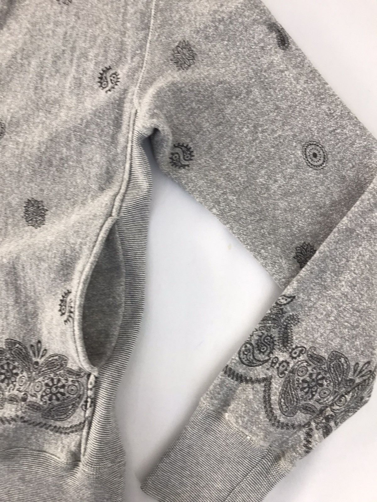 Japanese Brand Vtg Sweater Defectibe Struct Hoodie Paisley Art Zipper Style Size US S / EU 44-46 / 1 - 4 Thumbnail