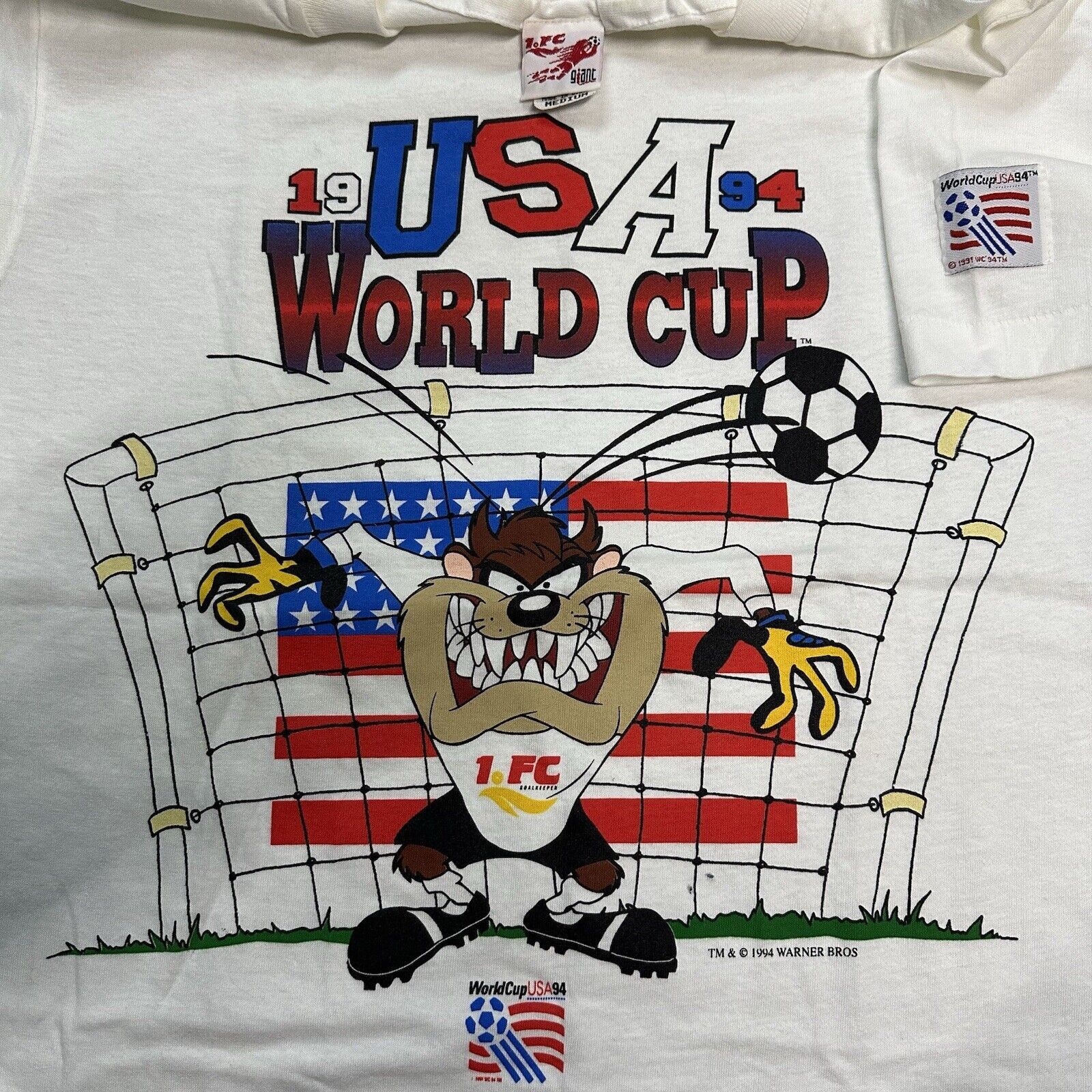 Vintage 1994 Warner Bros Taz FIFA World Cup Soccer T-Shirt