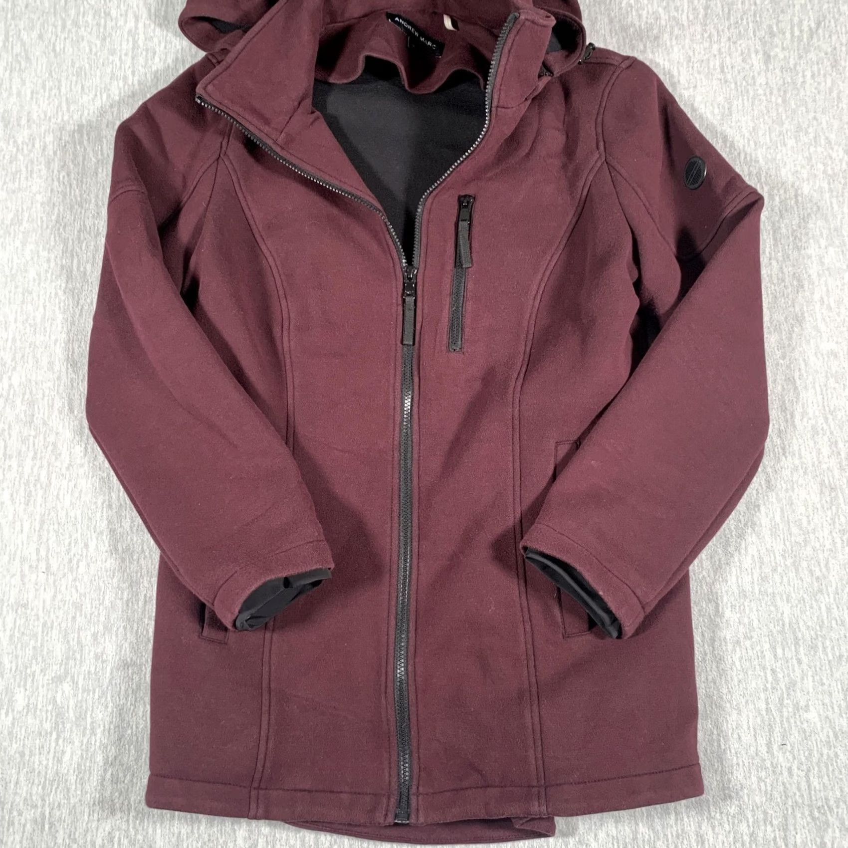 Vintage Andrew Marc Jacket Womens Medium Burgundy Hooded Softshell Full Zip Stretch Coat Size M / US 6-8 / IT 42-44 - 3 Thumbnail