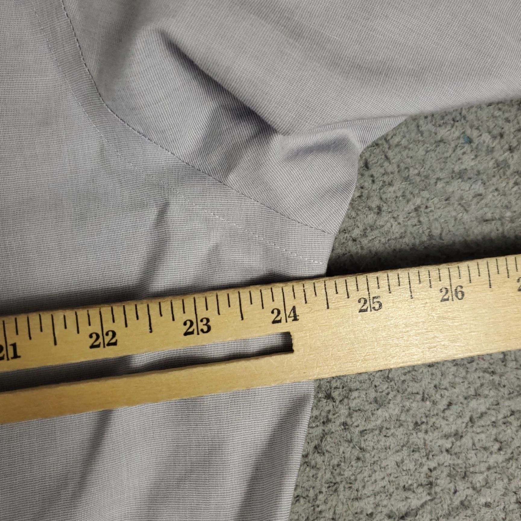 UNTUCKit UNTUCKit Shirt Mens XL Gray Button-Up Long Sleeve Casual Solid Pattern Vehicle: None Size US XL / EU 56 / 4 - 5 Thumbnail