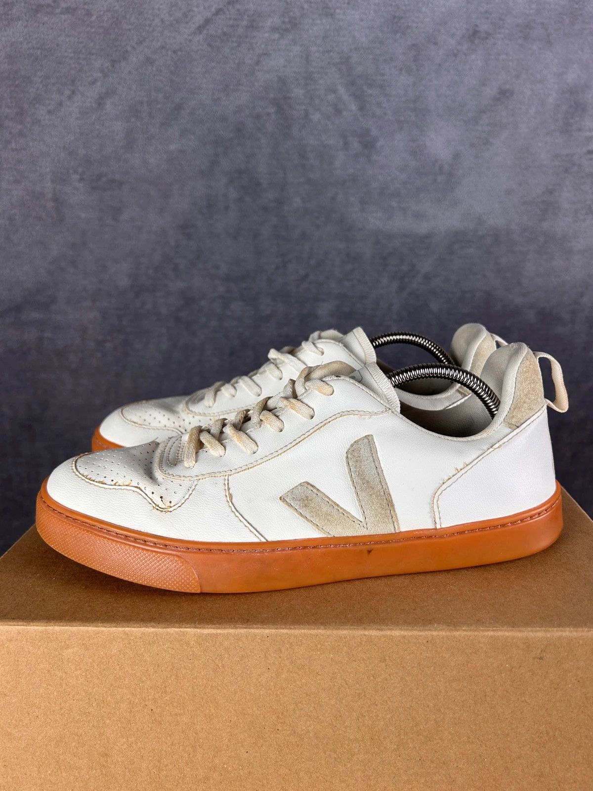 Designer × Veja Wata Veja cream brown leather sneakers big logo Size US 7 / IT 37 - 2 Thumbnail