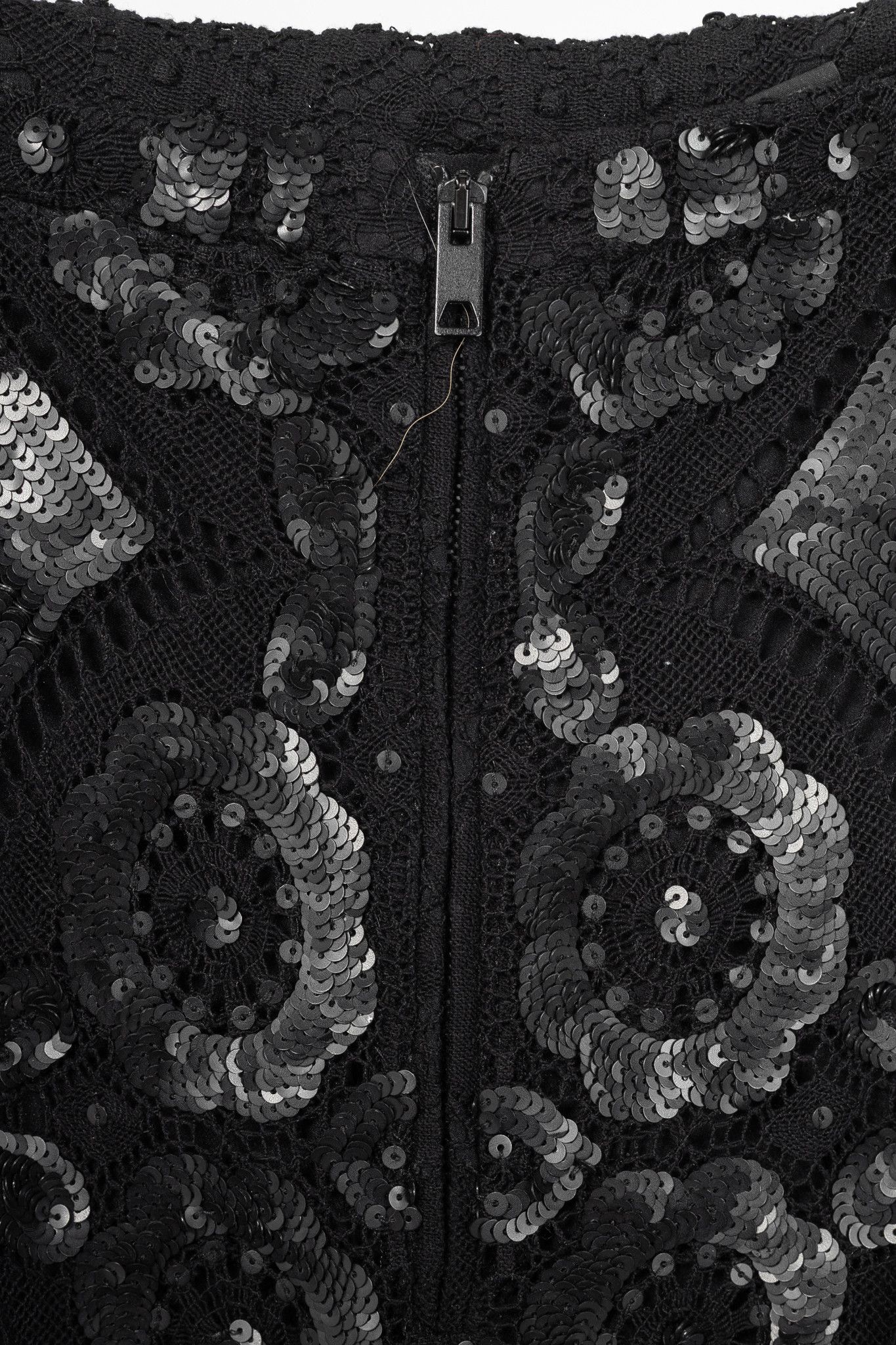 Burberry Prorsum Burberry Prorsum R14 Sequin Detail English Lace Pencil Skirt Size 32" / US 10 / IT 46 - 6 Thumbnail