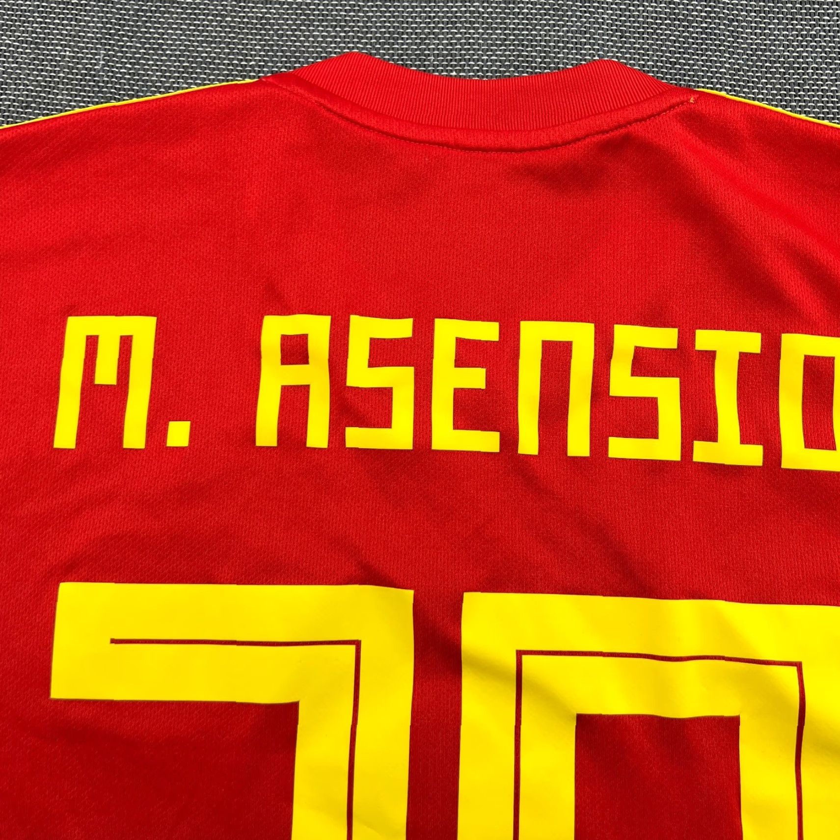 Adidas adidas Spain 2018 2019 Home Marco Asensio Football Jersey Mens XL Red Shirt Jersey Short Sleeve Athletic Moistu re Wicking Quick Dry Soccer Size US XL / EU 56 / 4 - 5 Thumbnail