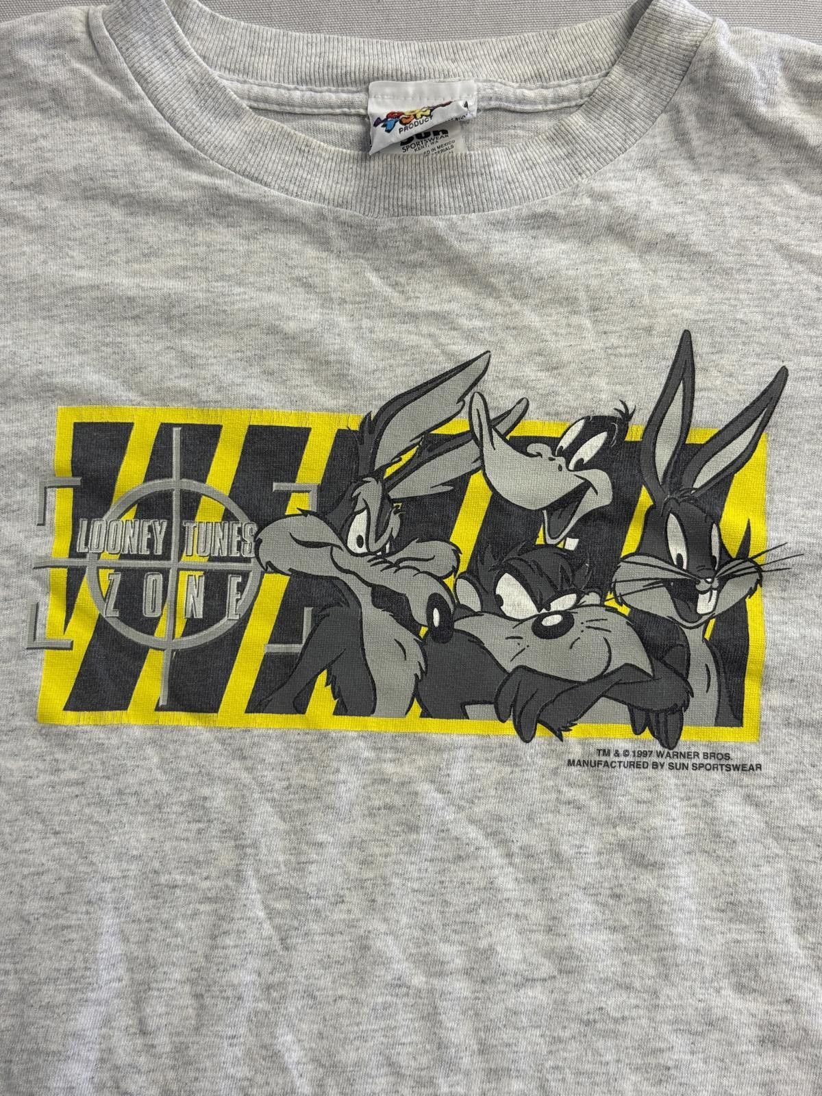 Designer Vintage Looney Tunes Zone T-shirt Sniper Target Taz Bugz Size US L / EU 52-54 / 3 - 1 Thumbnail