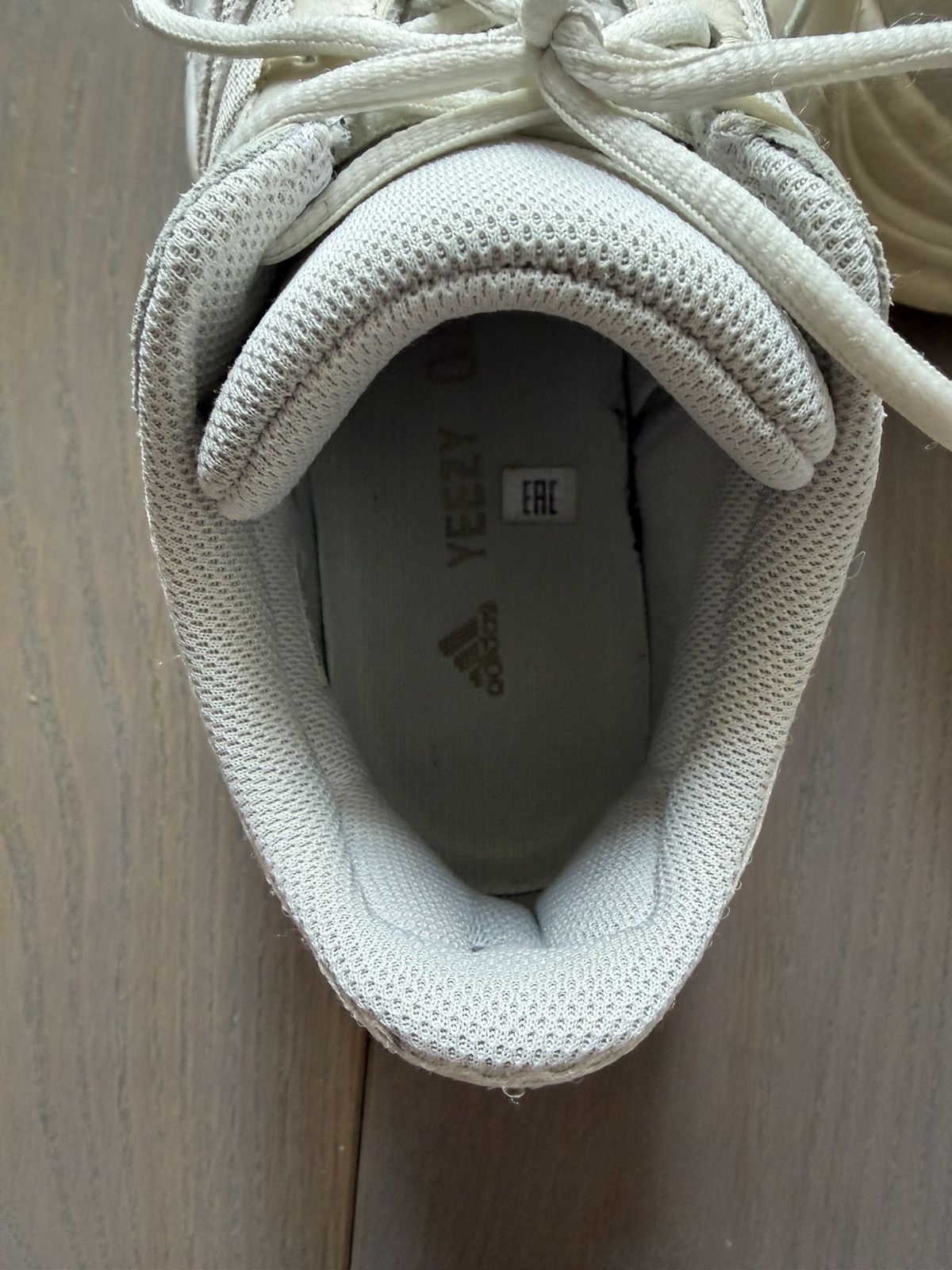 Adidas × Kanye West Adidas Yezzys Size US 9 / EU 42 - 3 Thumbnail
