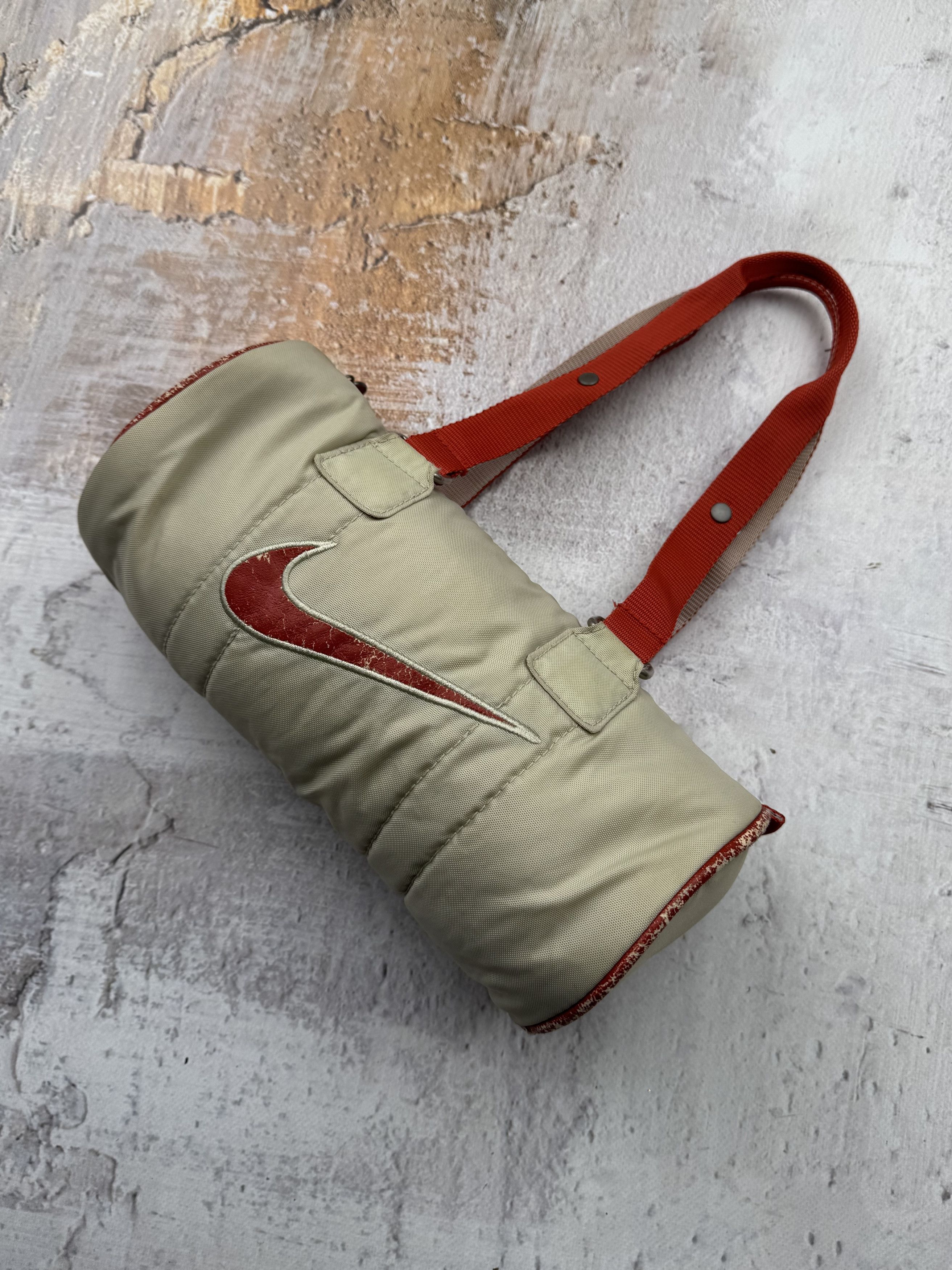Vintage nike purse hotsell