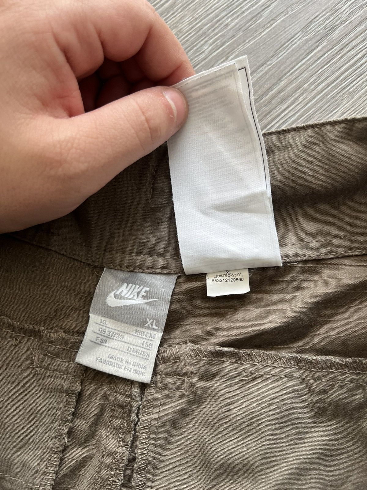 Nike Vintage Nike Cargo Shorts Y2K Size US 36 / EU 52 - 9 Thumbnail
