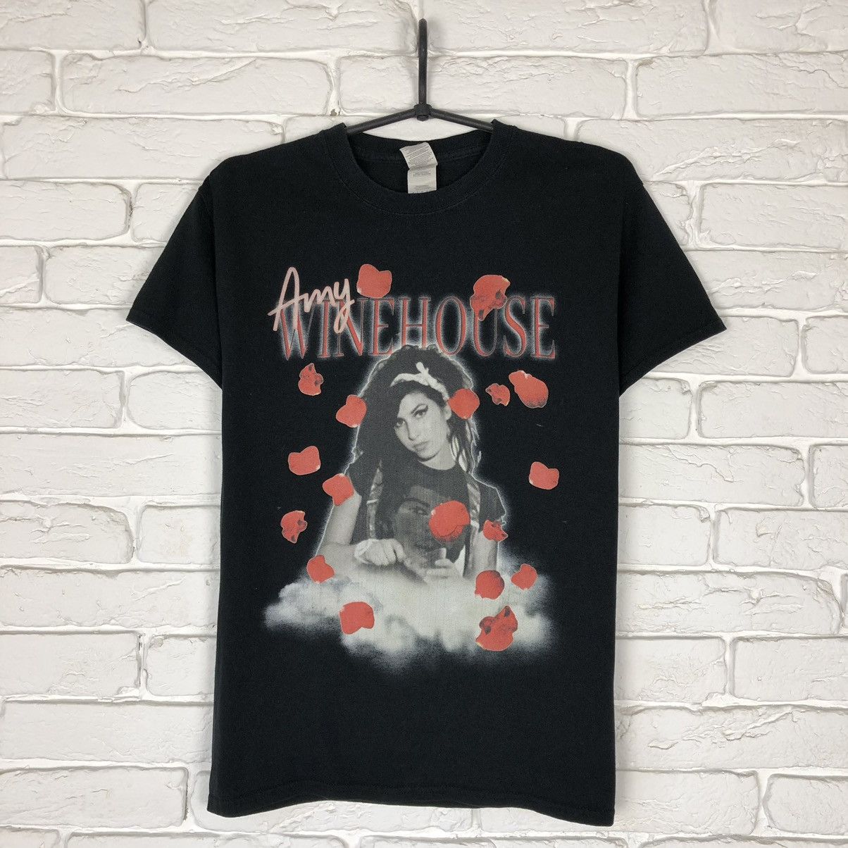 Band Tees × Streetwear Amy Winehouse tee t shirt | Grailed
