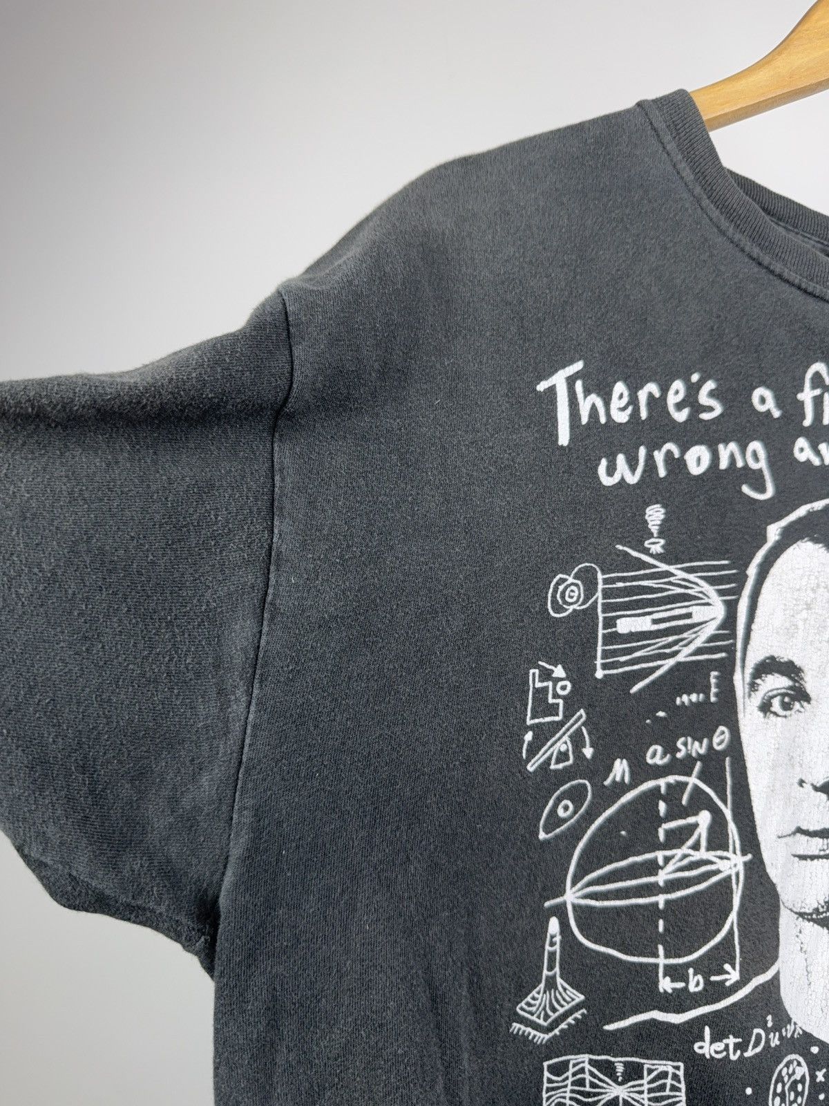 Warner Bros The 00s Y2K Big Bang Theory Logo Sheldon Cooper Tee Vintage Size US L / EU 52-54 / 3 - 5 Thumbnail