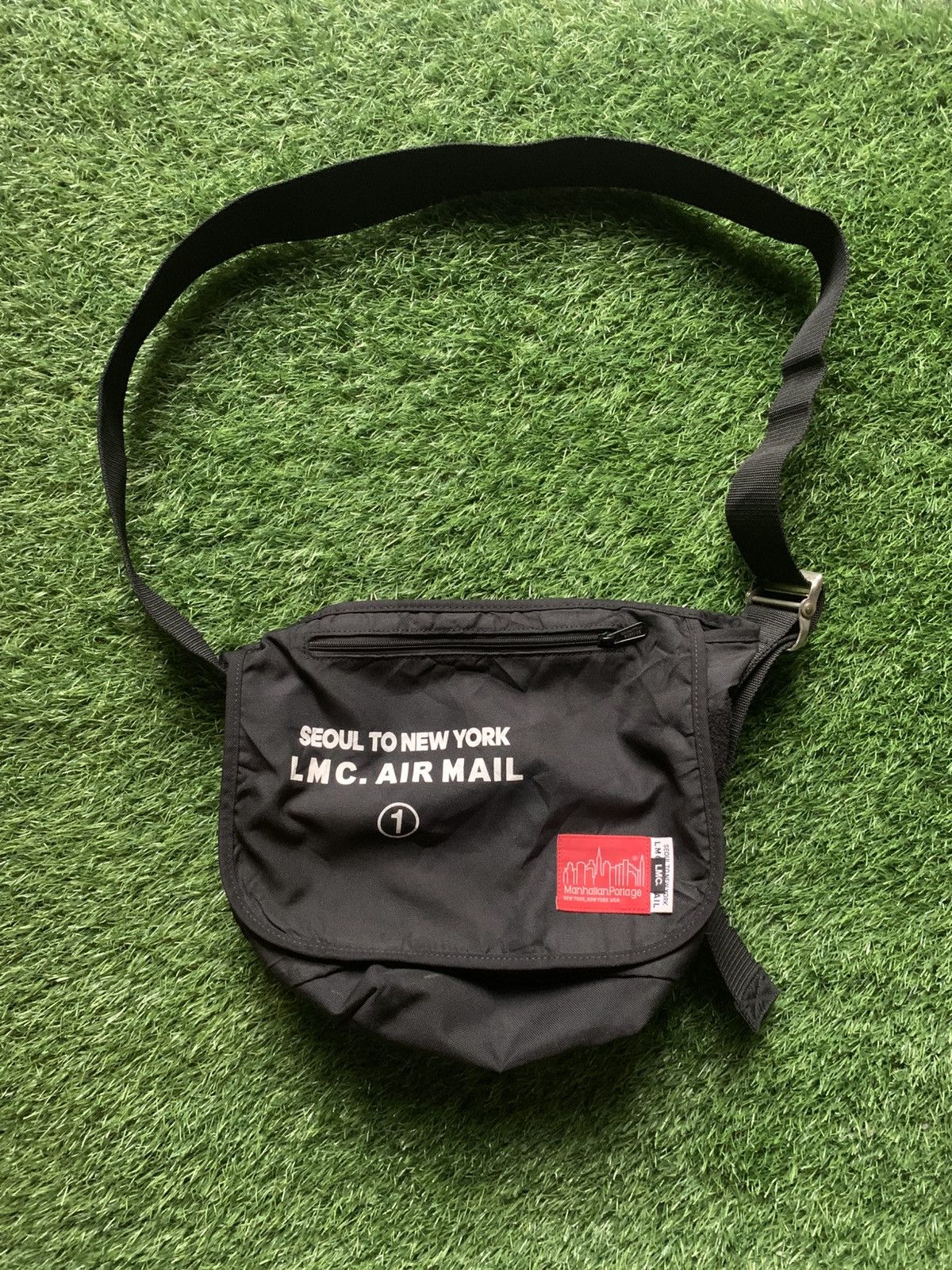 Manhattan Portage LMC x Manhattan Portage Messenger Size ONE SIZE - 1 Thumbnail