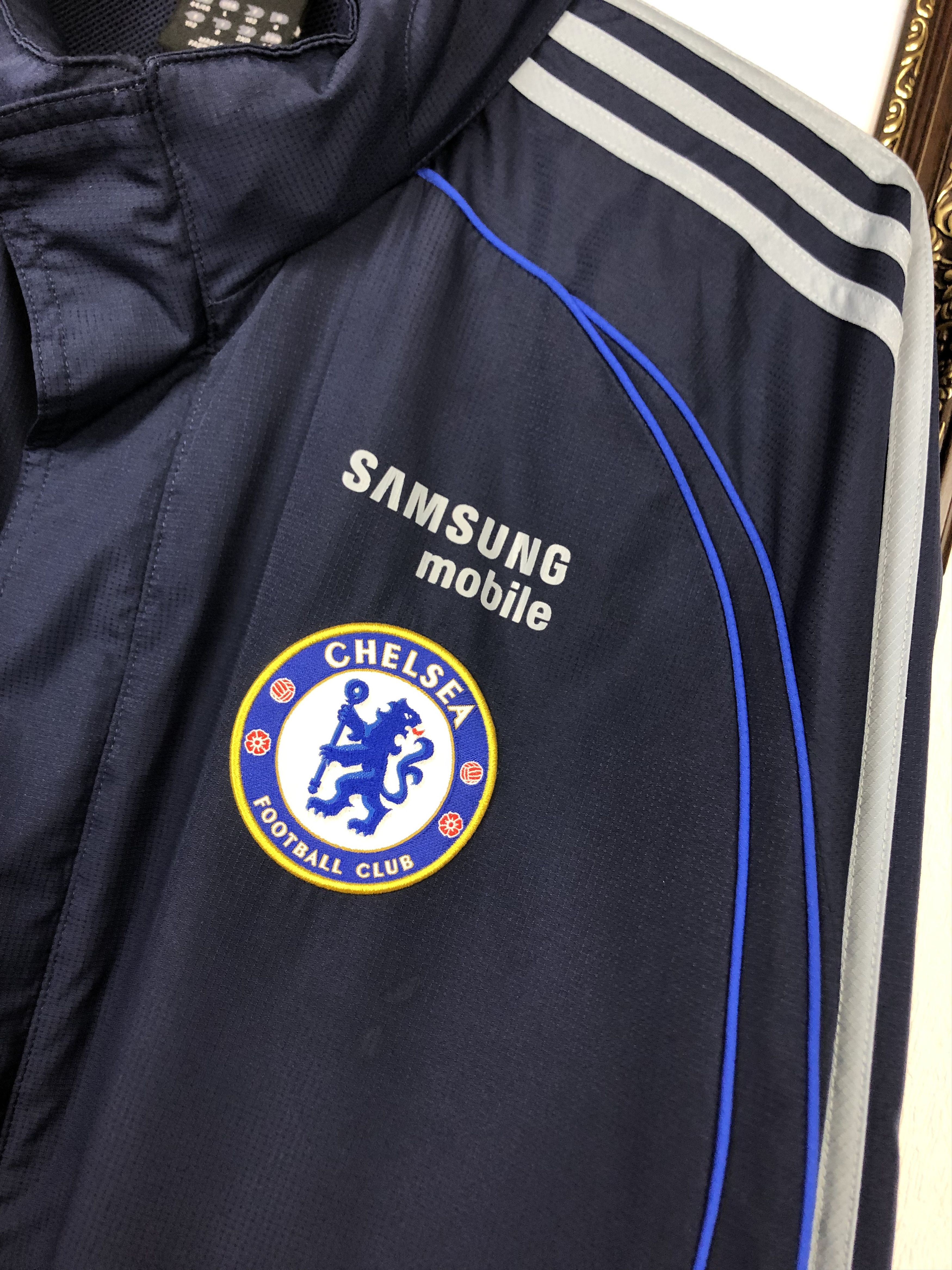 Adidas Vintage Adidas Chelsea Hooded Jacket Soccer Windbreaker Size US XL / EU 56 / 4 - 3 Thumbnail