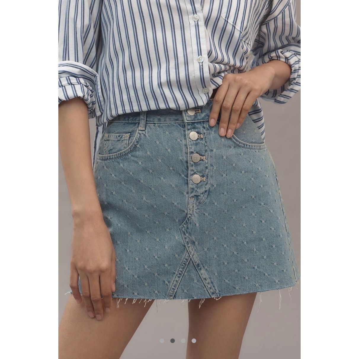 Anthropologie NWT Anthropologie Pilcro Jacquard Denim Mini Skirt Size 42" / US 20 - 2 Thumbnail